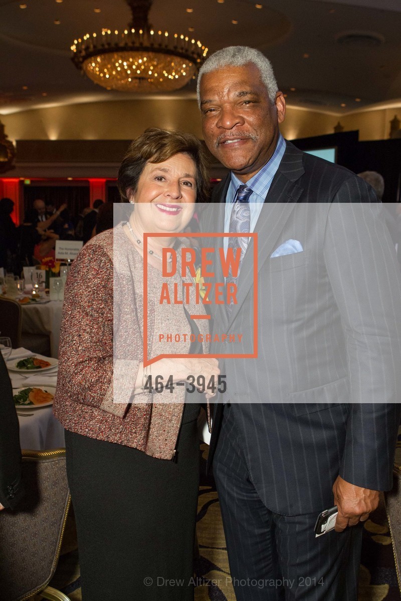 Aida Alvarez, Julius Robinson, Photo #464-3945