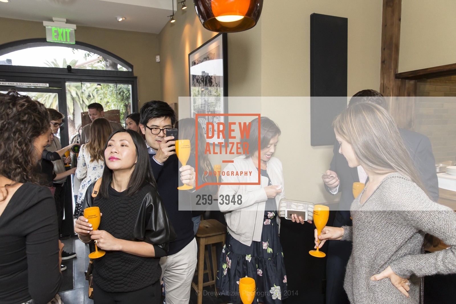 VEUVE CLICQUOTE Tasting Dinner, US, August 19th, 2014, Photo #259-3948 Photo #259-3948