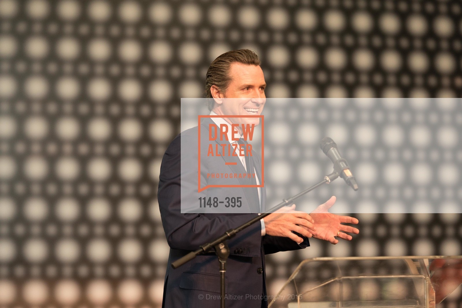 Gavin Newsom, 10th Anniversary of the new de Young: Community Day, de Young Museum, October 17th, 2015,Drew Altizer, Drew Altizer Photography, full-service agency, private events, San Francisco photographer, photographer california