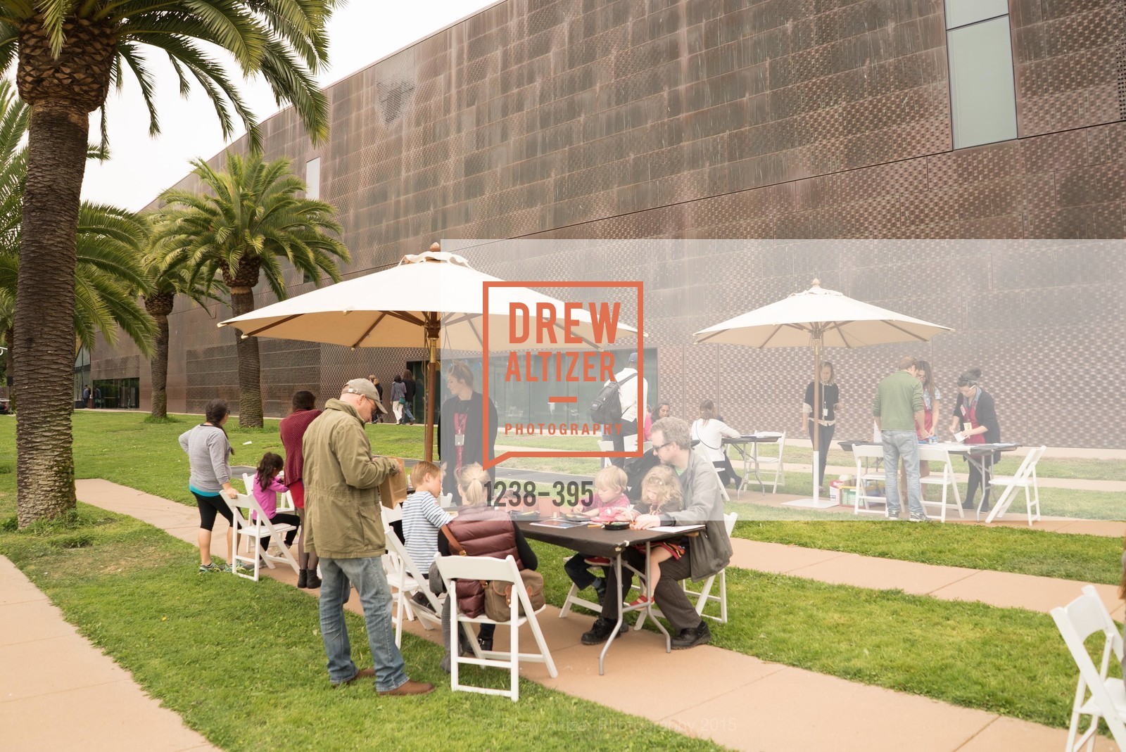 Atmosphere, 10th Anniversary of the new de Young: Community Day, de Young Museum, October 17th, 2015,Drew Altizer, Drew Altizer Photography, full-service agency, private events, San Francisco photographer, photographer california