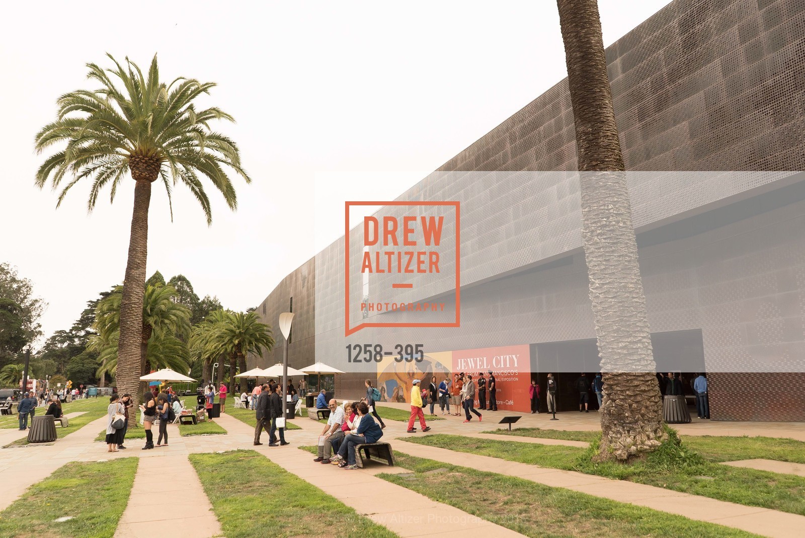 Atmosphere, 10th Anniversary of the new de Young: Community Day, de Young Museum, October 17th, 2015,Drew Altizer, Drew Altizer Photography, full-service agency, private events, San Francisco photographer, photographer california