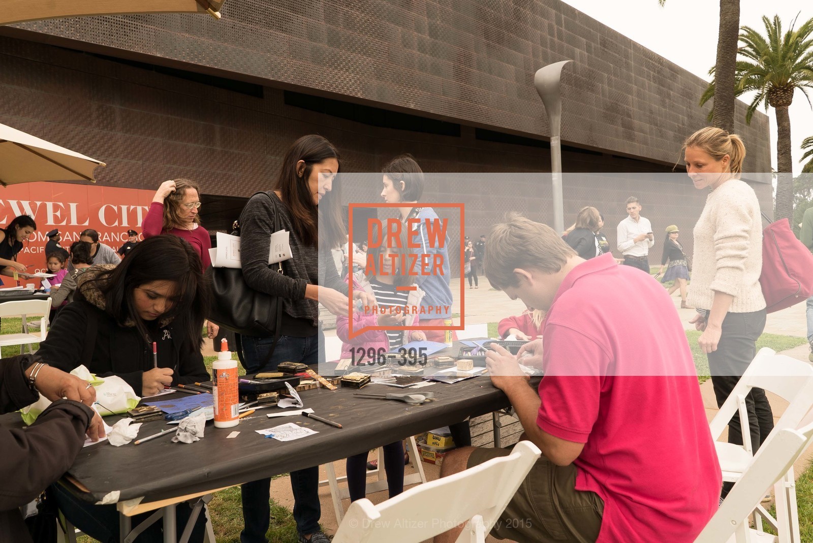 Atmosphere, 10th Anniversary of the new de Young: Community Day, de Young Museum, October 17th, 2015,Drew Altizer, Drew Altizer Photography, full-service agency, private events, San Francisco photographer, photographer california