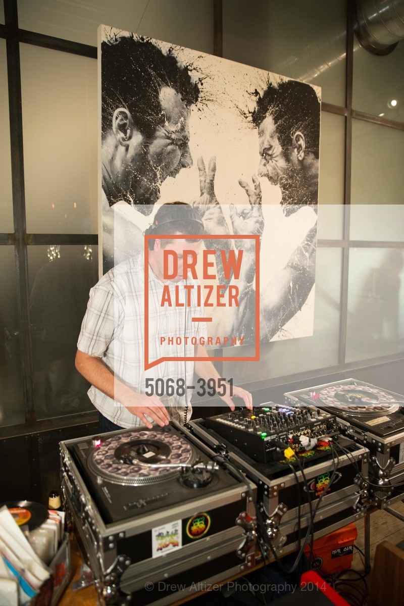 Dj, LUXE INTERIORS + DESIGN MAGAZINE, San Francisco, Launch Party, US, June 25th, 2014, Photo #5068-3951 Dj, Photo #5068-3951