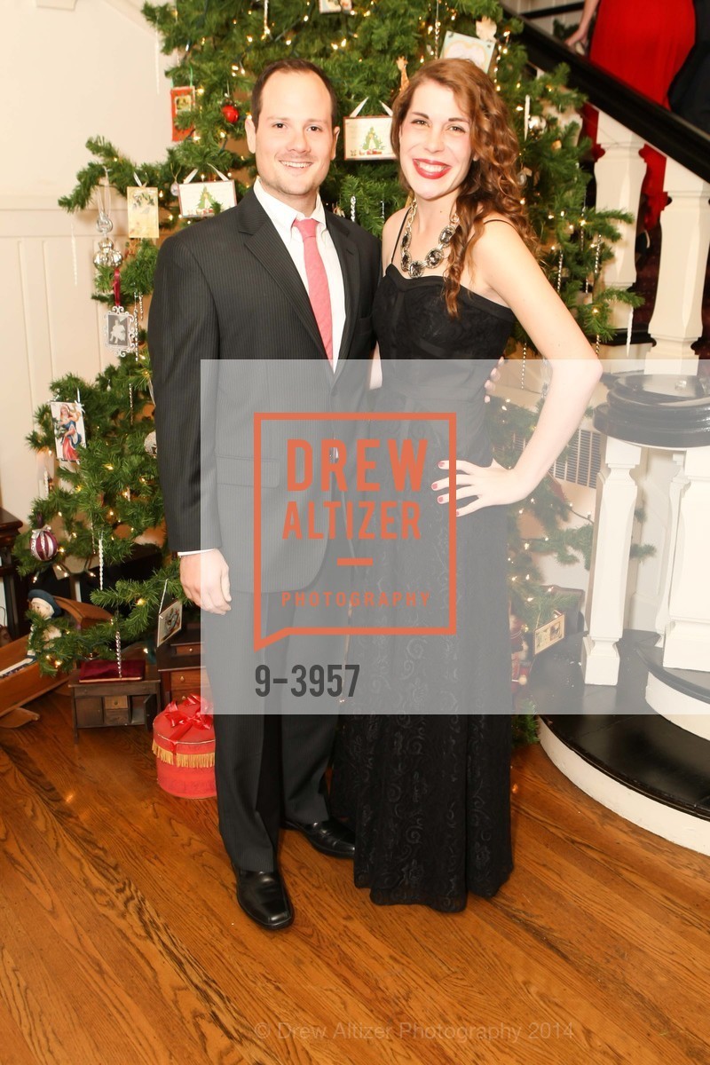 Ari Goldstein, Hannah Tenpas, SPINSTERS OF SAN FRANCISCO Holiday Ball, US, December 14th, 2014, Photo #9-3957 Ari Goldstein, Hannah Tenpas, Photo #9-3957