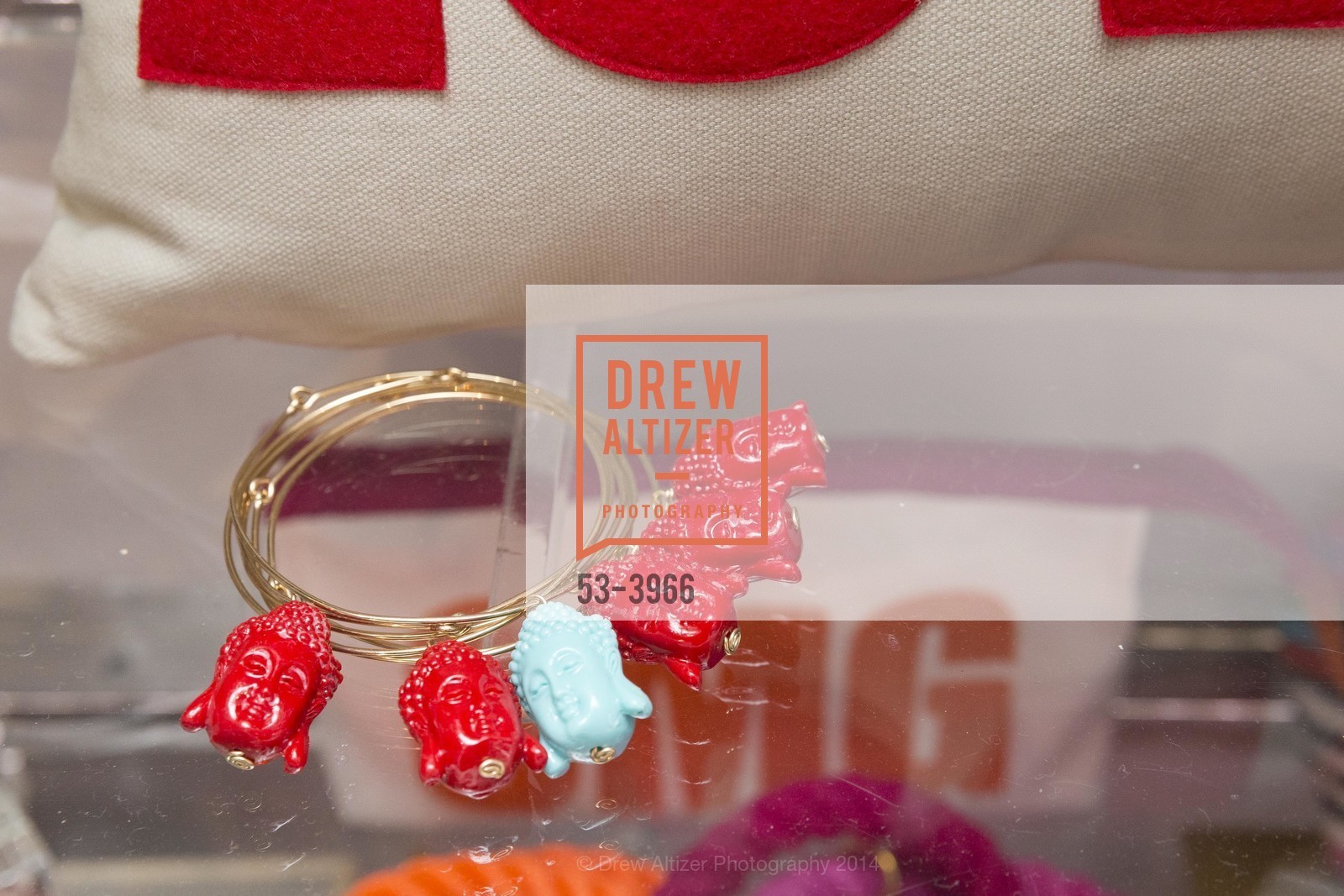 Atmosphere, FOR GOODNESS SAKE Sneak Peek, US, November 19th, 2014, Photo #53-3966 Atmosphere, Photo #53-3966