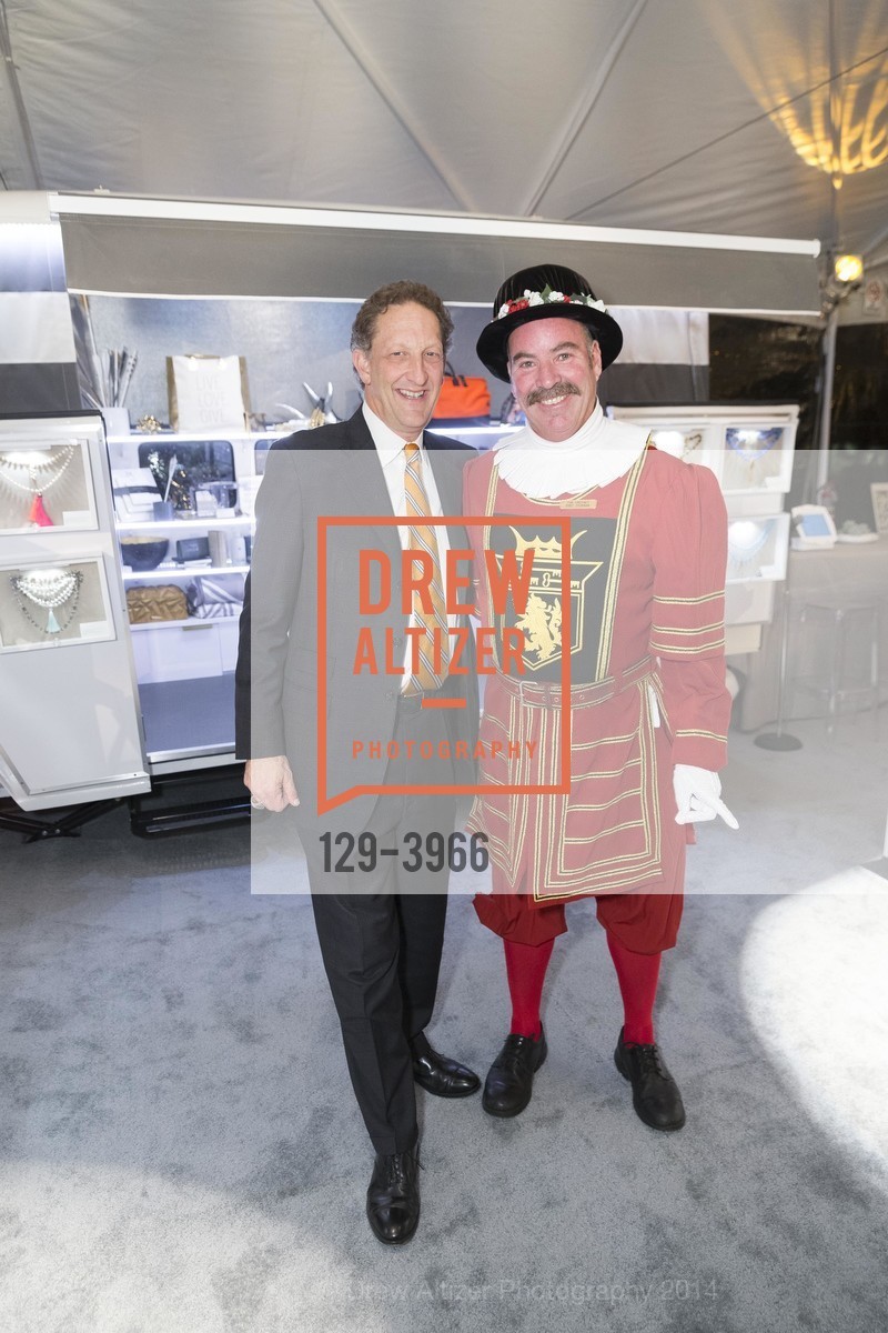 Larry Baer, FOR GOODNESS SAKE Sneak Peek, US, November 19th, 2014, Photo #129-3966 Larry Baer, Photo #129-3966