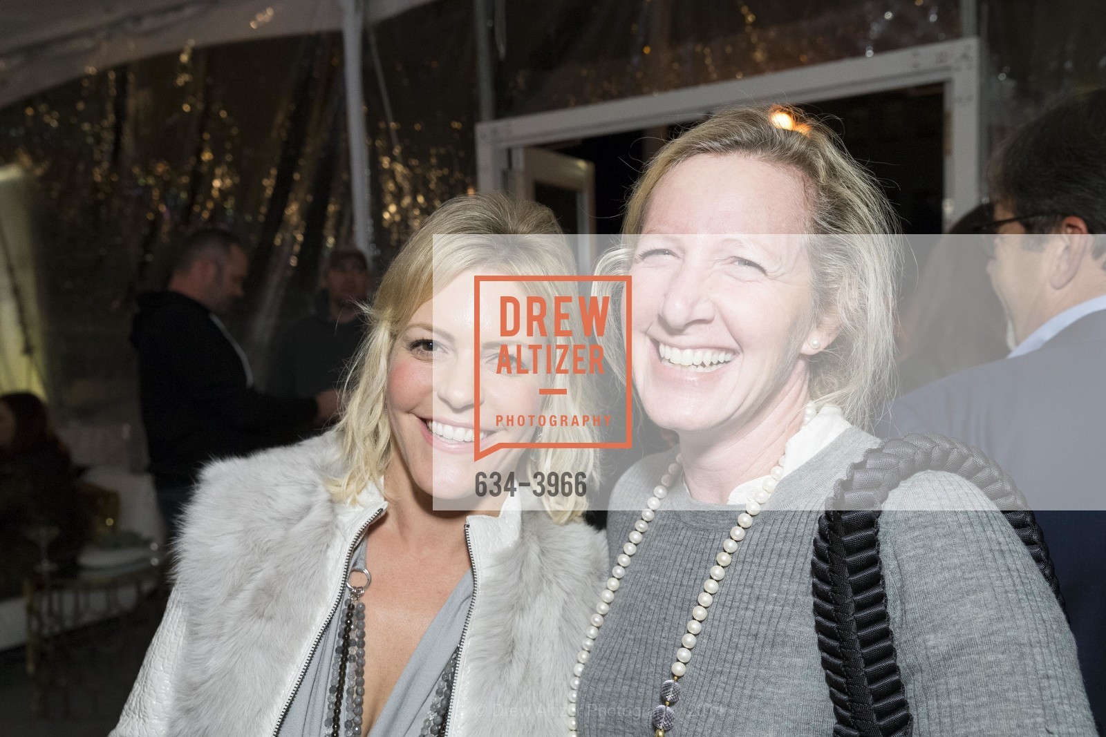 Suzanne Felson, Wendy Yanowitch, Photo #634-3966