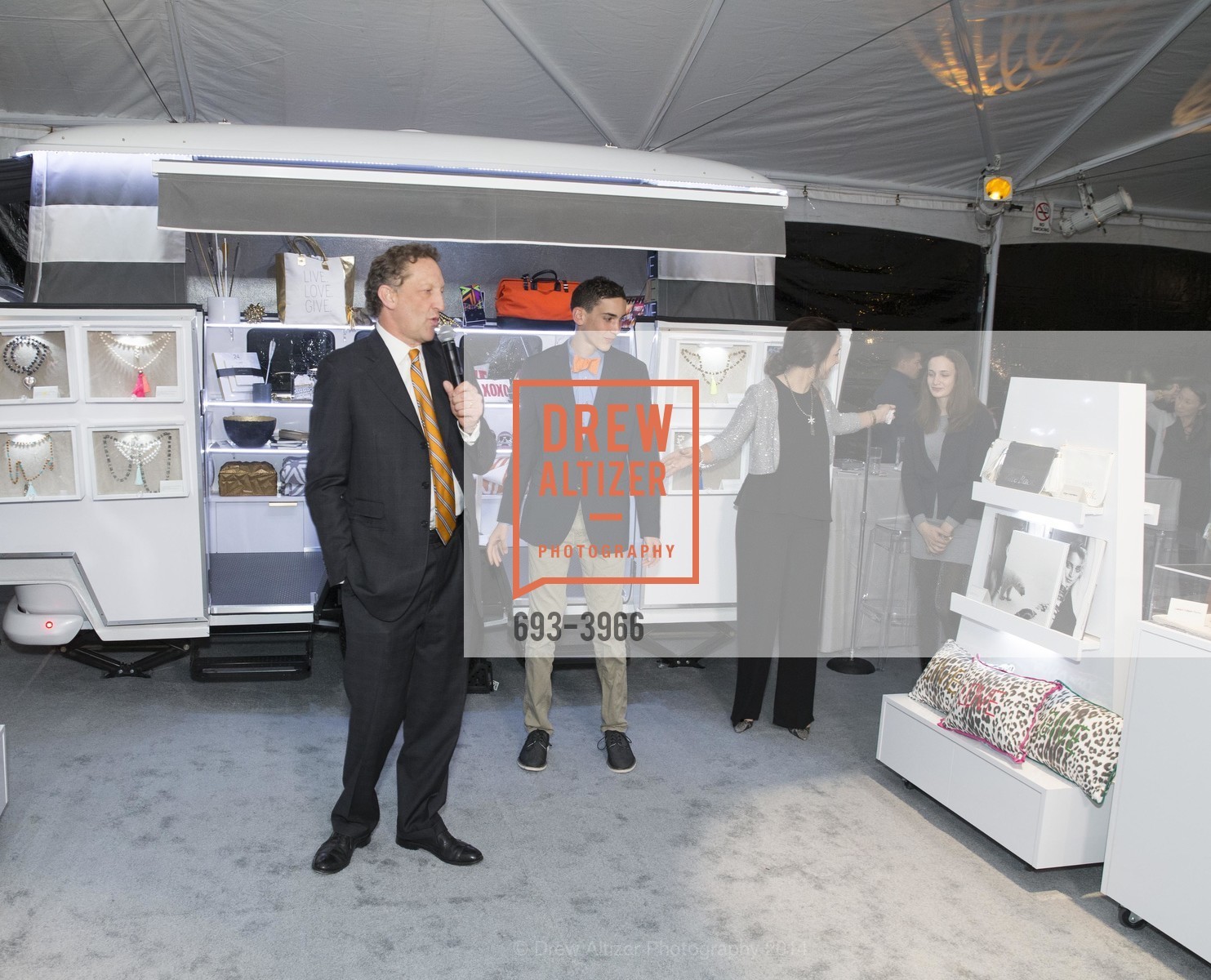 Larry Baer, Photo #693-3966