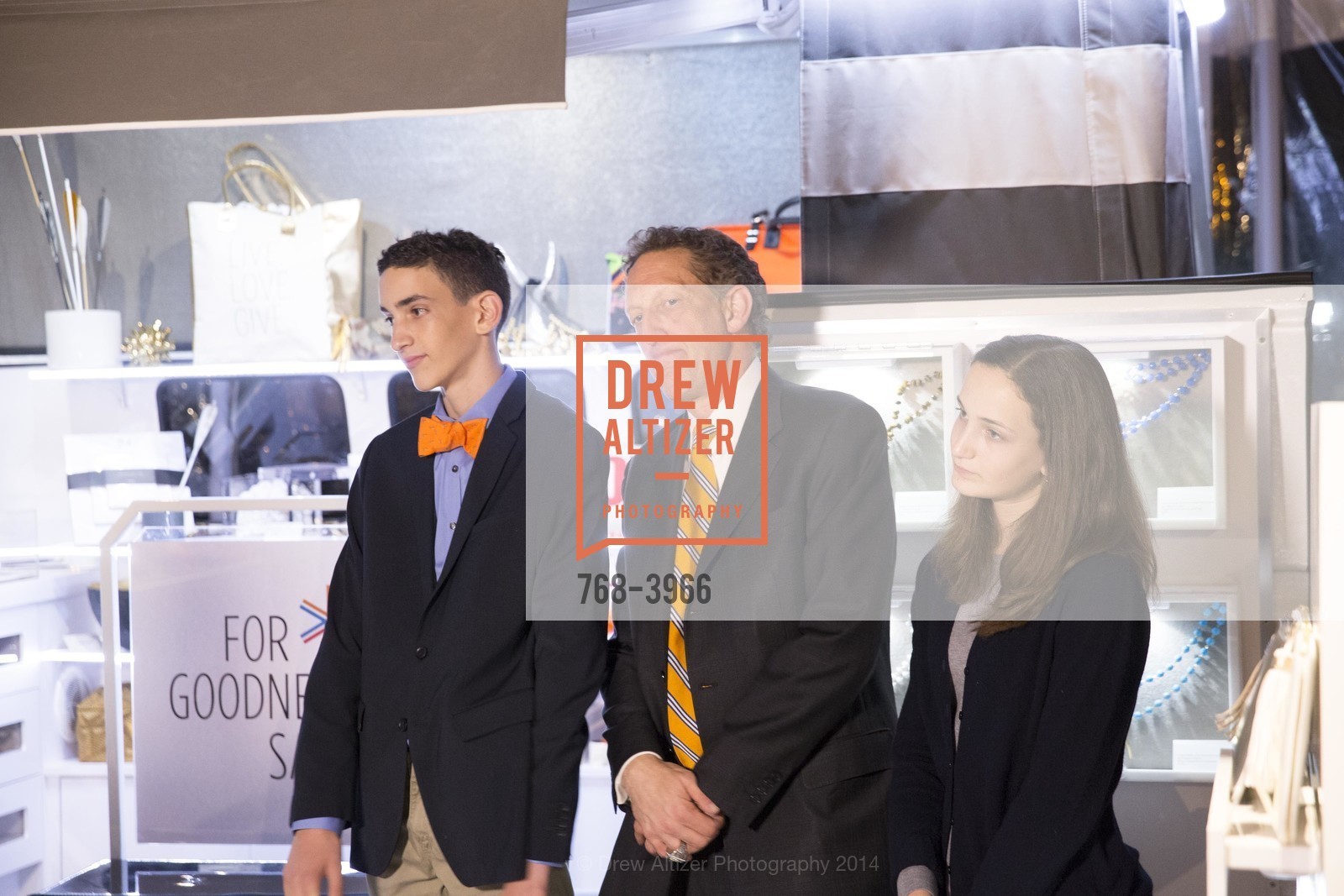 Zack Baer, Larry Baer, Alana Baer, FOR GOODNESS SAKE Sneak Peek, US, November 19th, 2014, Photo #768-3966 Zack Baer, Larry Baer, Alana Baer, Photo #768-3966