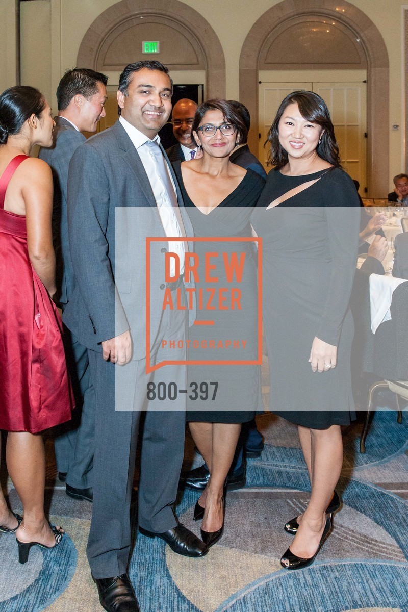 Neia Mohan, Hema Mohan, Susie Yu, Asian Pacific Fund's Annual Gala, Four Seasons. Four Seasons, October 16th, 2015, Photo #800-397 Neia Mohan, Hema Mohan, Susie Yu, Photo #800-397
