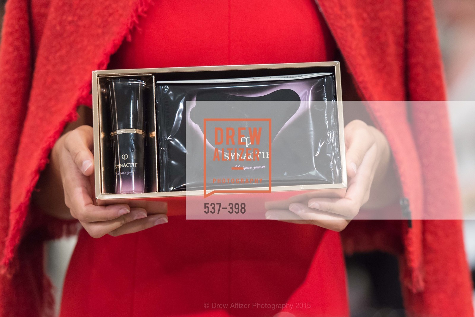 Atmosphere, Project Beauty at Neiman Marcus Palo Alto, Neiman Marcus, October 16th, 2015,Drew Altizer, Drew Altizer Photography, full-service agency, private events, San Francisco photographer, photographer california
