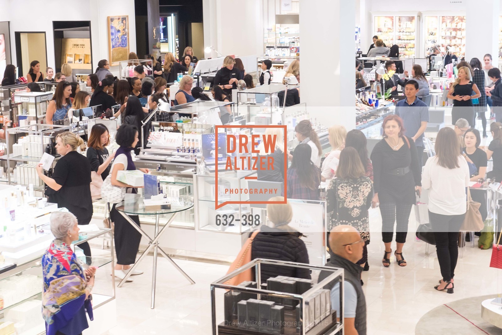 Atmosphere, Project Beauty at Neiman Marcus Palo Alto, Neiman Marcus, October 16th, 2015,Drew Altizer, Drew Altizer Photography, full-service event agency, private events, San Francisco photographer, photographer California