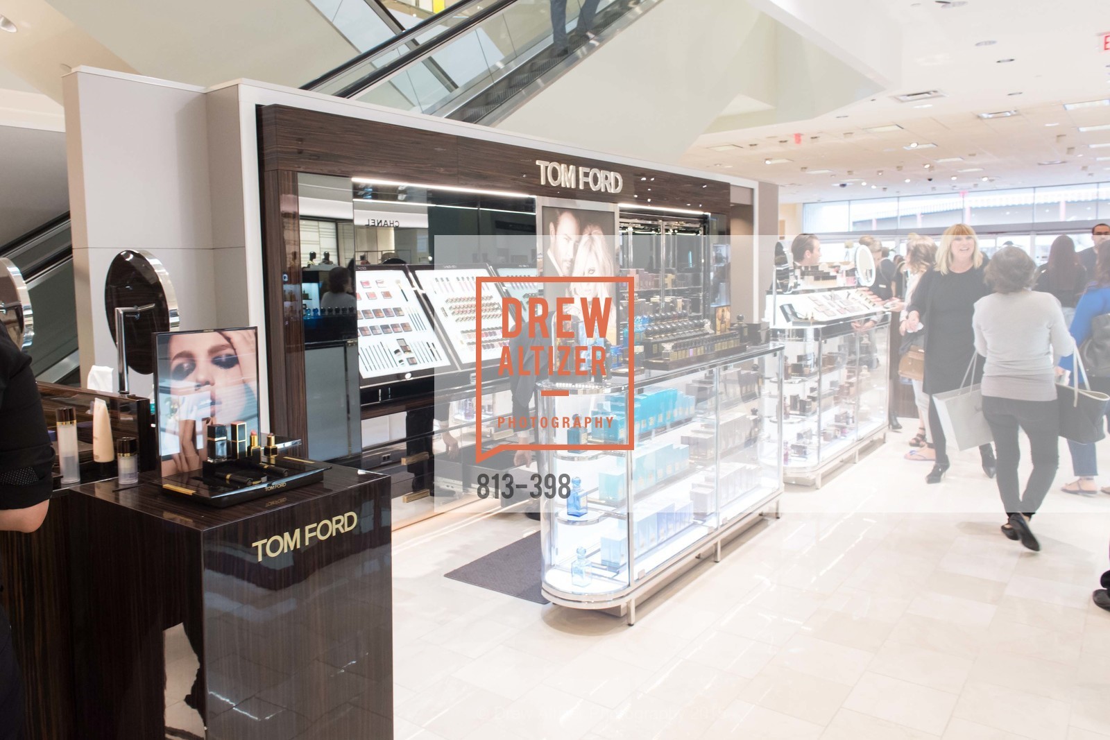 Atmosphere, Project Beauty at Neiman Marcus Palo Alto, Neiman Marcus, October 16th, 2015,Drew Altizer, Drew Altizer Photography, full-service agency, private events, San Francisco photographer, photographer california