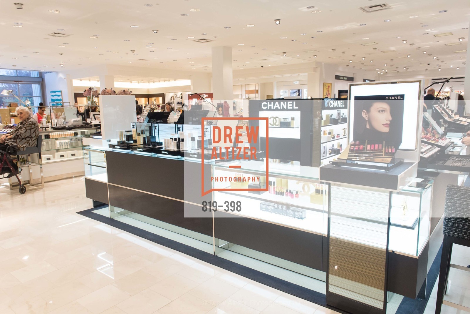 Atmosphere, Project Beauty at Neiman Marcus Palo Alto, Neiman Marcus, October 16th, 2015,Drew Altizer, Drew Altizer Photography, full-service agency, private events, San Francisco photographer, photographer california