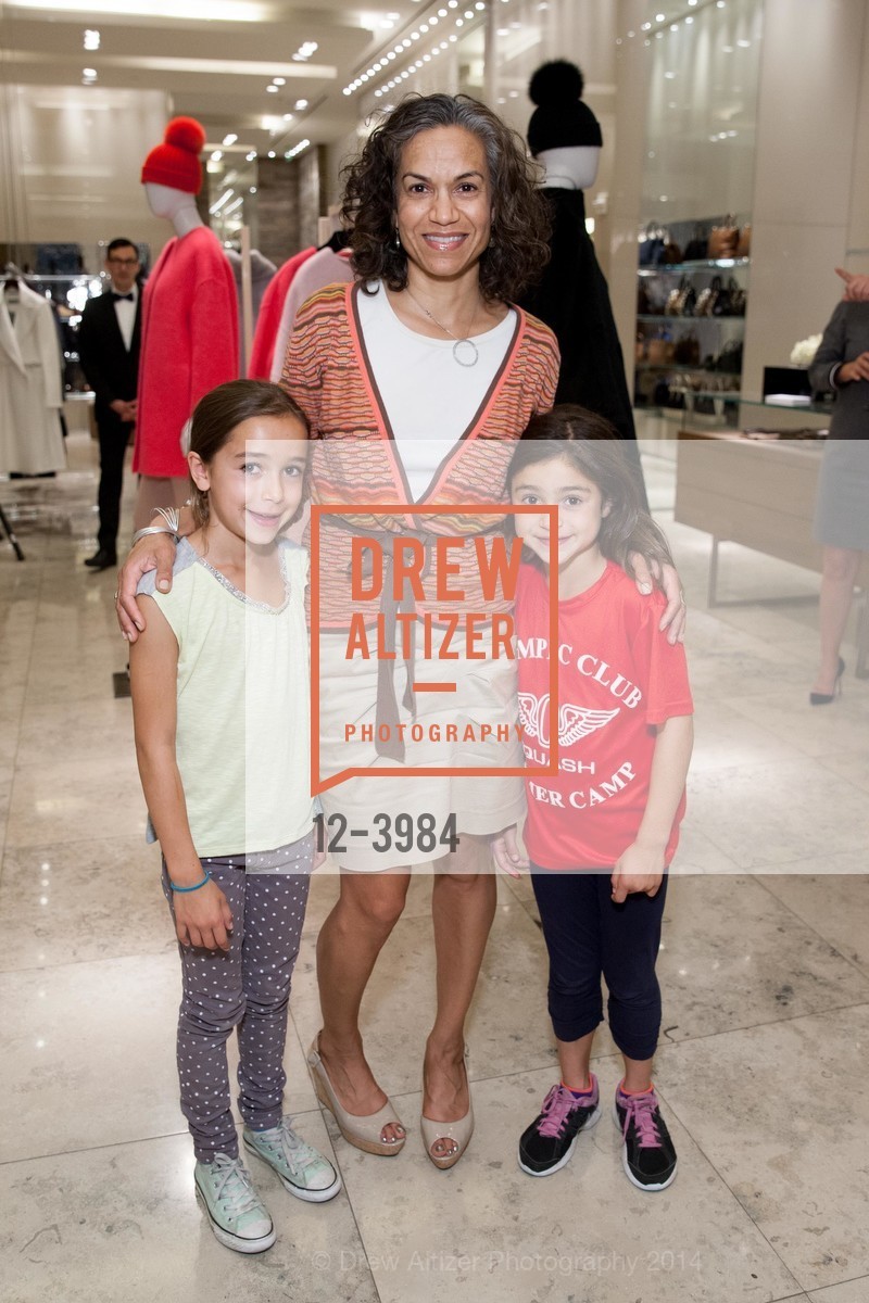 Palmer Dean, Anita Motwani, Harper Dean, VOGUE Celebrates MaxMara with Special Host Ruzwana Bashir, US, October 30th, 2014, Photo #12-3984 Palmer Dean, Anita Motwani, Harper Dean, Photo #12-3984
