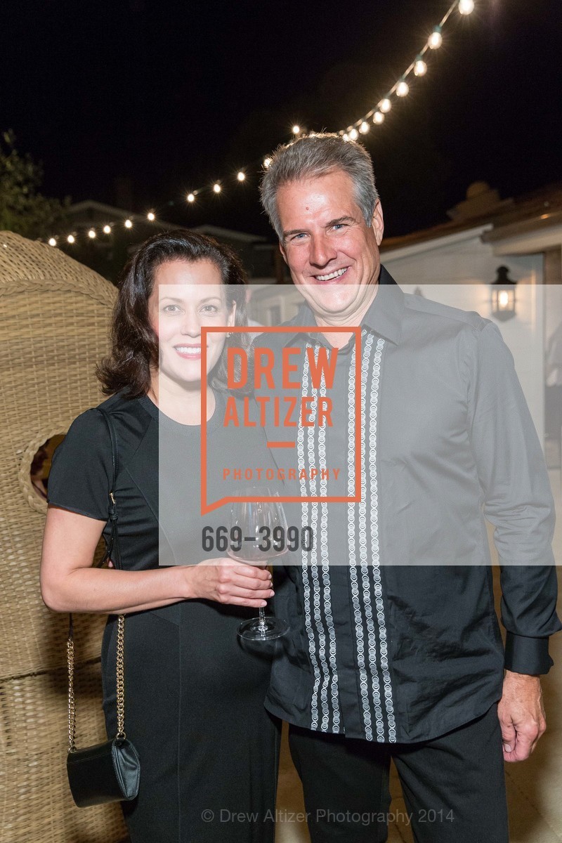 Lanita Burkhead, Bill Price, THREE STICKS WINERY Opening at the Adobe, US, October 11th, 2014, Photo #669-3990 Lanita Burkhead, Bill Price, Photo #669-3990