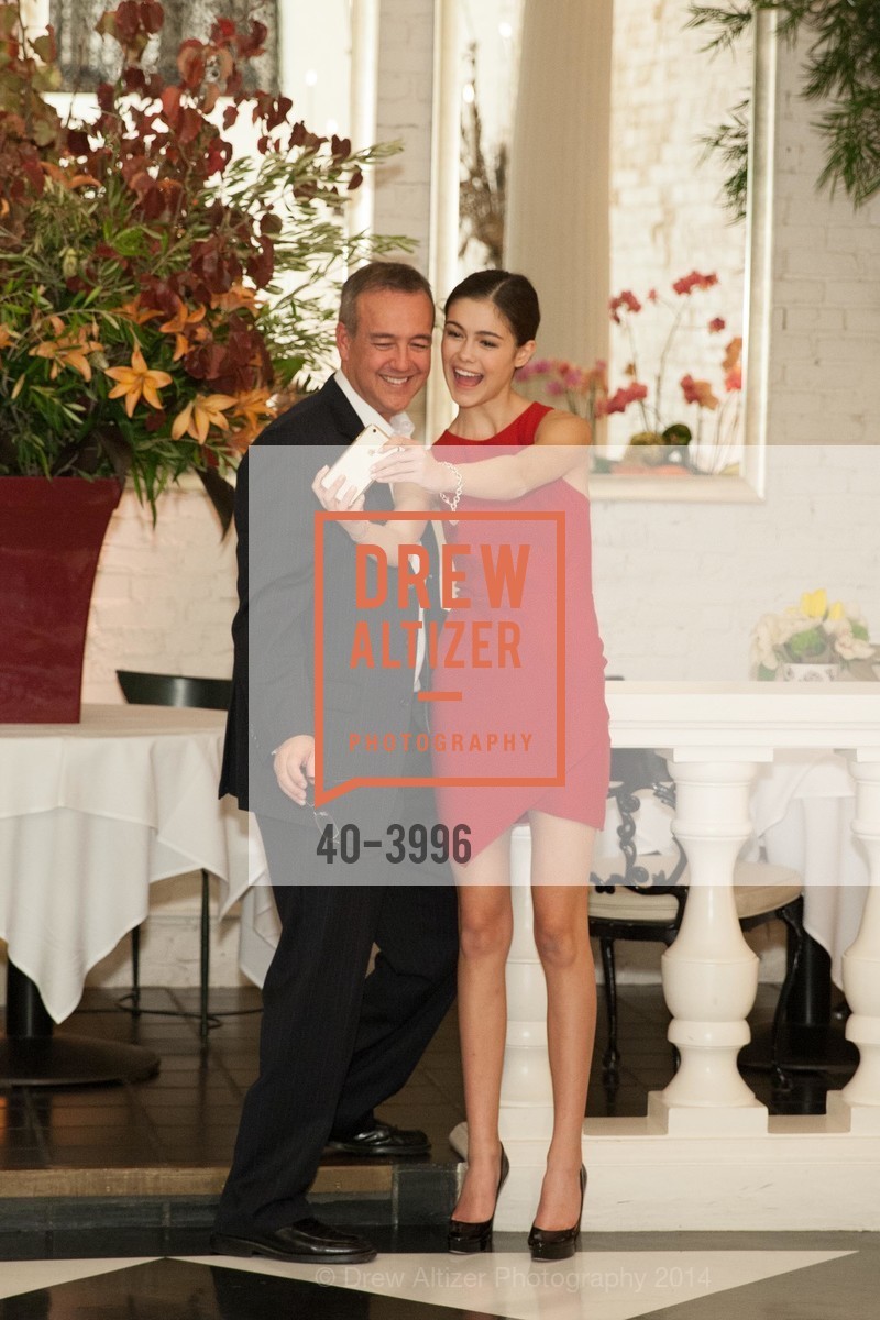 Doug Henry, Aly Henry, Launch Party for KAREN CALDWELL Fashion Show, US, November 19th, 2014, Photo #40-3996 Doug Henry, Aly Henry, Photo #40-3996