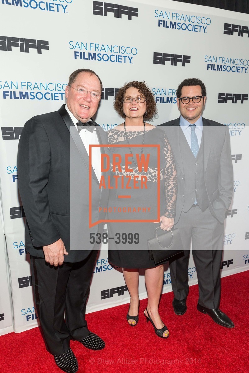 John Lasseter, Nancy Lasseter, Josh Gad, Photo #538-3999