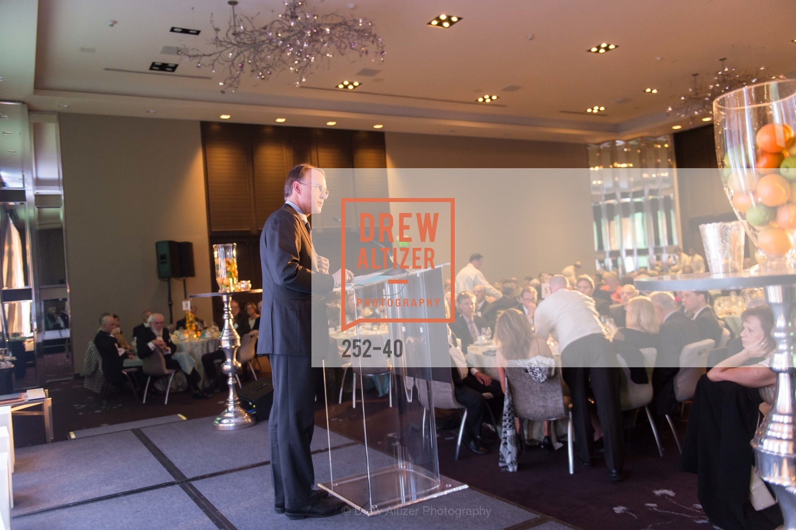 Extras, Catholic Charities Loaves & Fishes, April 18th, 2015, Photo,Drew Altizer, Drew Altizer Photography, full-service agency, private events, San Francisco photographer, photographer california