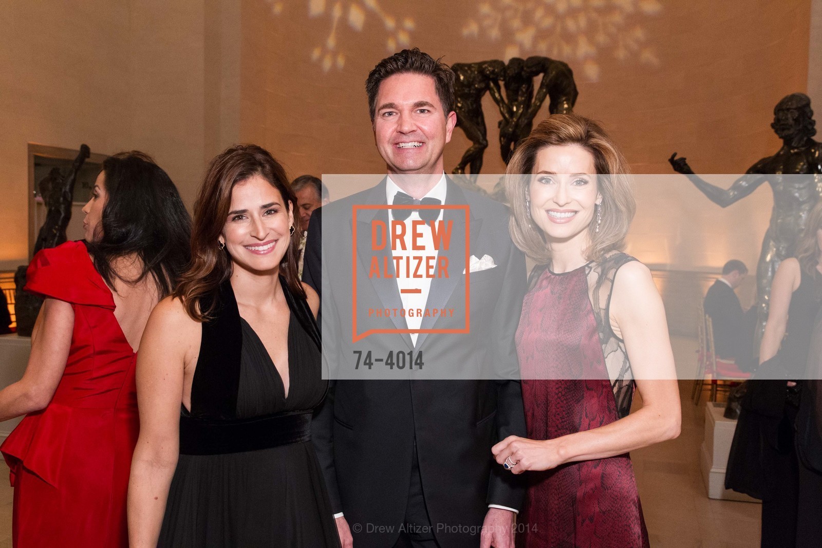 Amy Mcknight, Alex Chases, Kate Harbin Clammer, ELEGANT EVENING in the COURT OF HONOR, US, December 11th, 2014, Photo #74-4014 Amy Mcknight, Alex Chases, Kate Harbin Clammer, Photo #74-4014