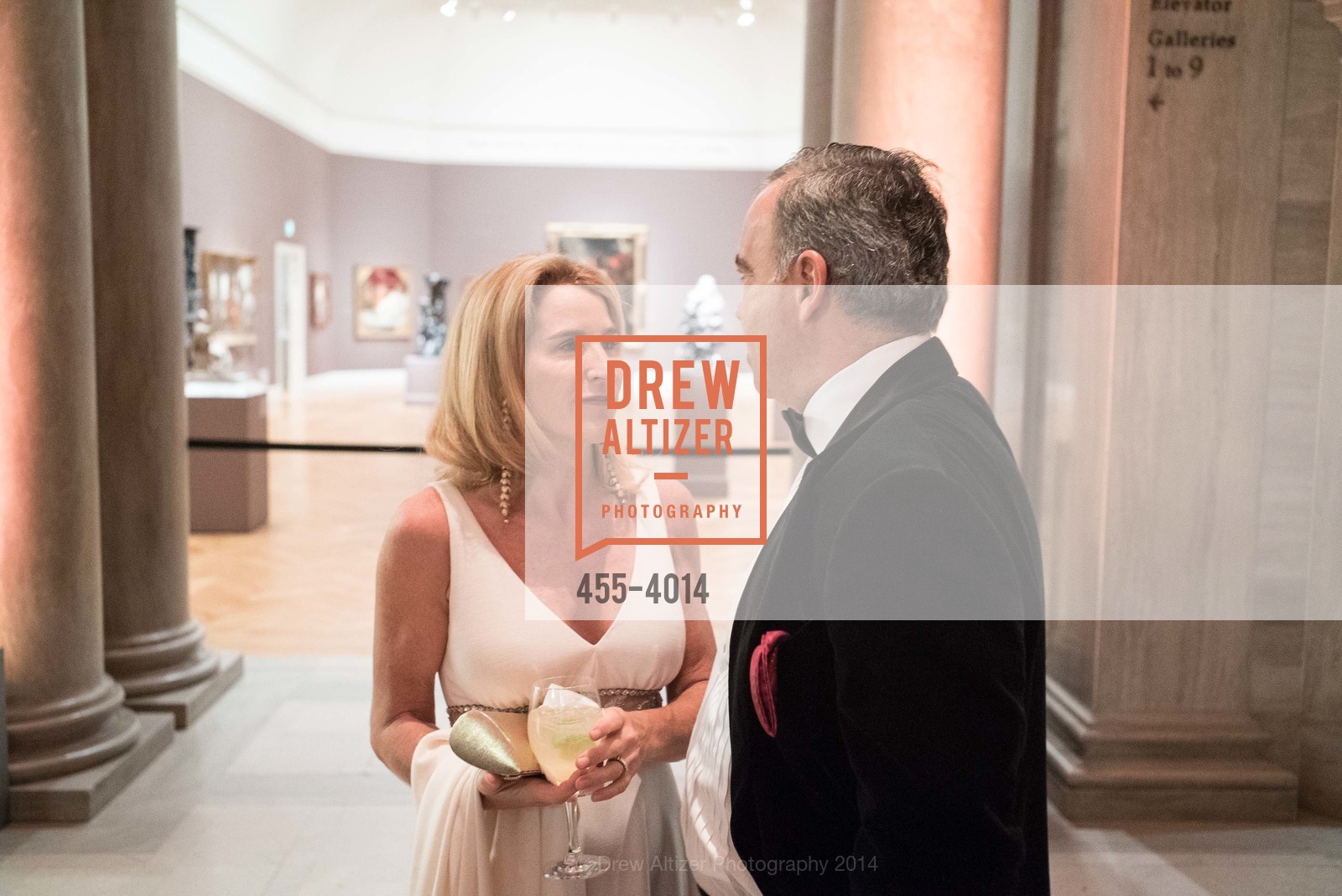 Summer Tompkins Walker, JP Conte, ELEGANT EVENING in the COURT OF HONOR, US, December 11th, 2014, Photo #455-4014 Summer Tompkins Walker, JP Conte, Photo #455-4014