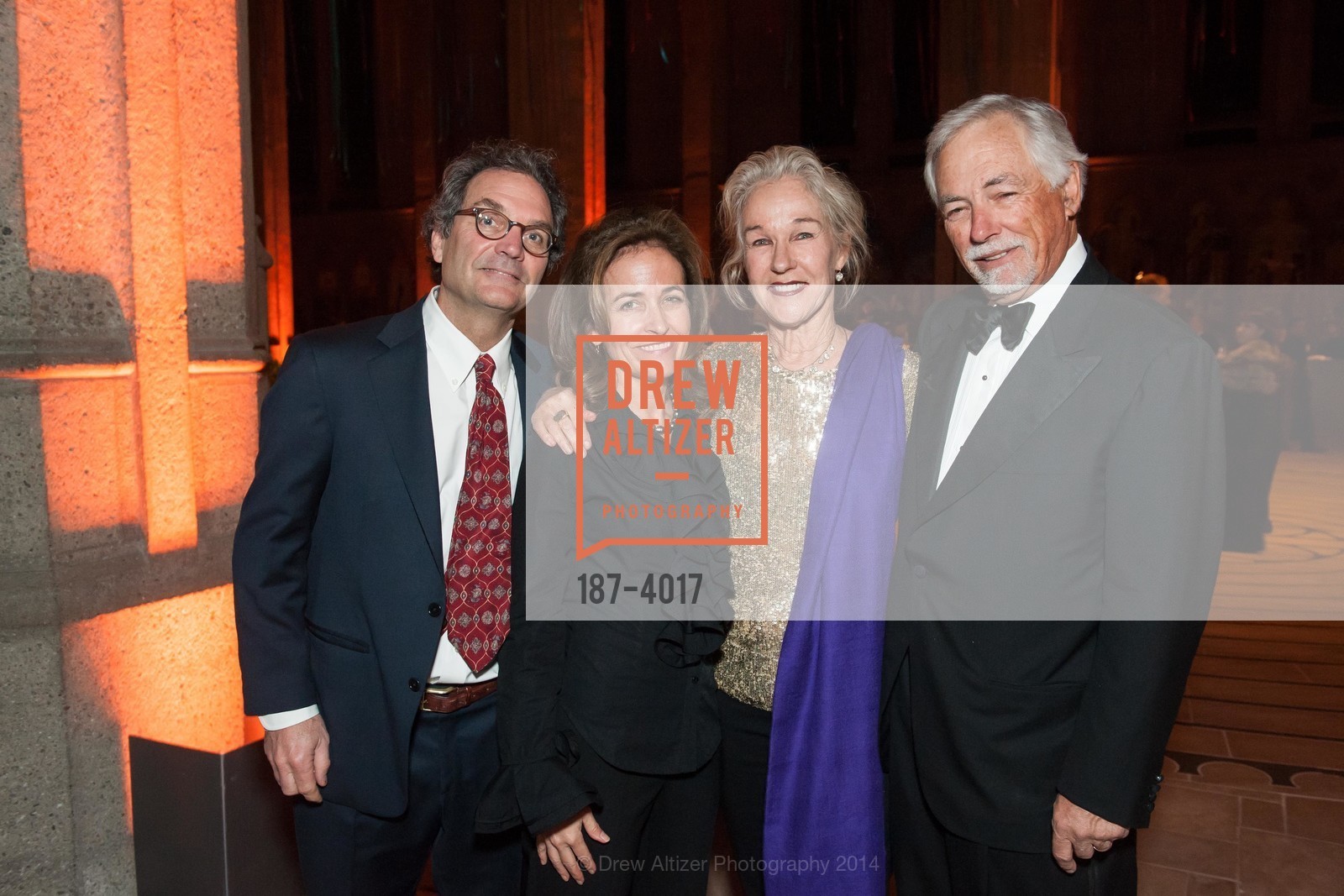 Dan Imhoff, Quincey Imhoff, Susie Buell, Mark Buell, Carnival 2014 - Seeds of Transformation: A Celebration of Sustainability, US, February 27th, 2014, Photo #187-4017 Dan Imhoff, Quincey Imhoff, Susie Buell, Mark Buell, Photo #187-4017