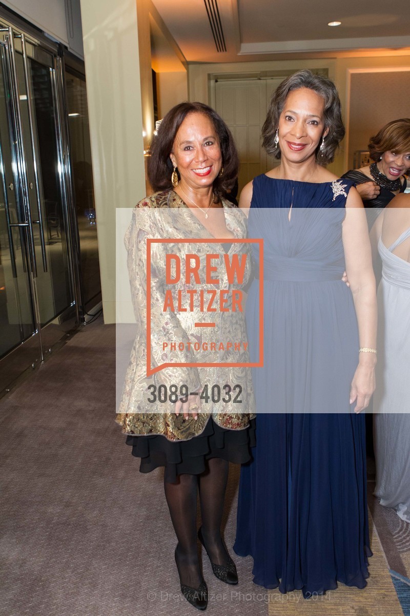 Schyleen Qualls, Linda Dunham, MoAD 9th Annual Gala, MoAD 2.0: SHARED JOURNEYS, US, October 11th, 2014, Photo #3089-4032 Schyleen Qualls, Linda Dunham, Photo #3089-4032