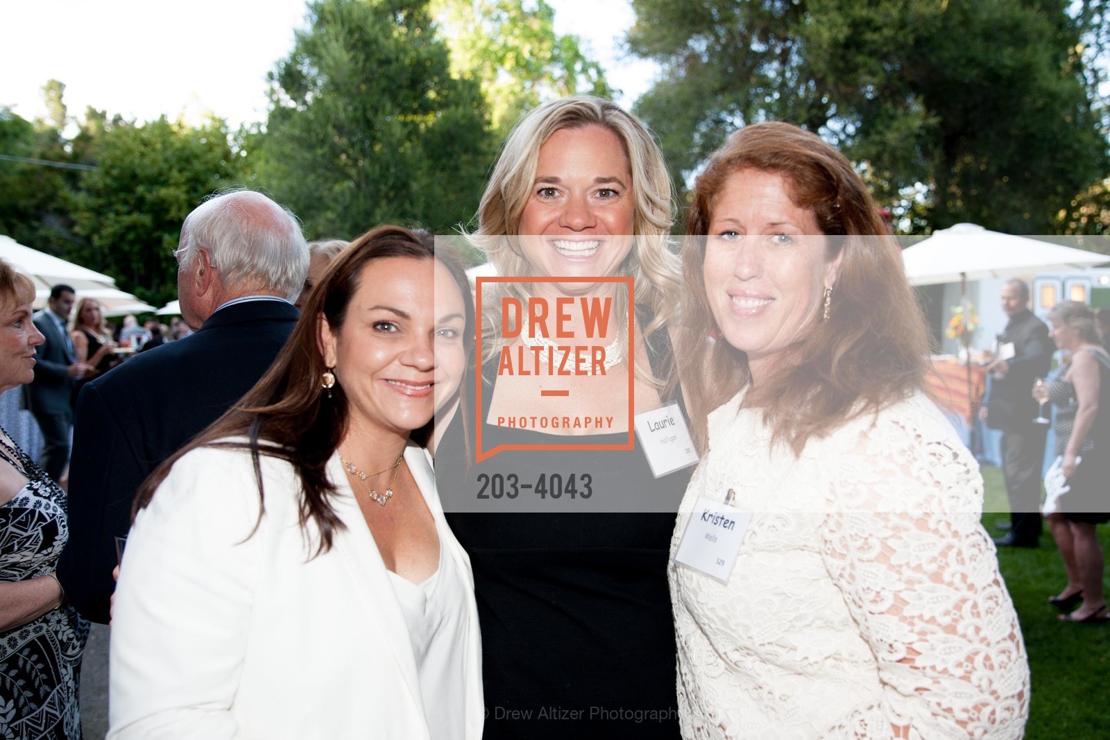 Sherry Rundell, Laurie Halligan, Kristen Wells, Photo #203-4043