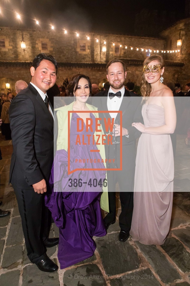 Daniel Ha, Angie Elconin, Fundraiser Gala for VIETNAMESE MUSEUM, US, December 14th, 2014, Photo #386-4046 Daniel Ha, Angie Elconin, Photo #386-4046