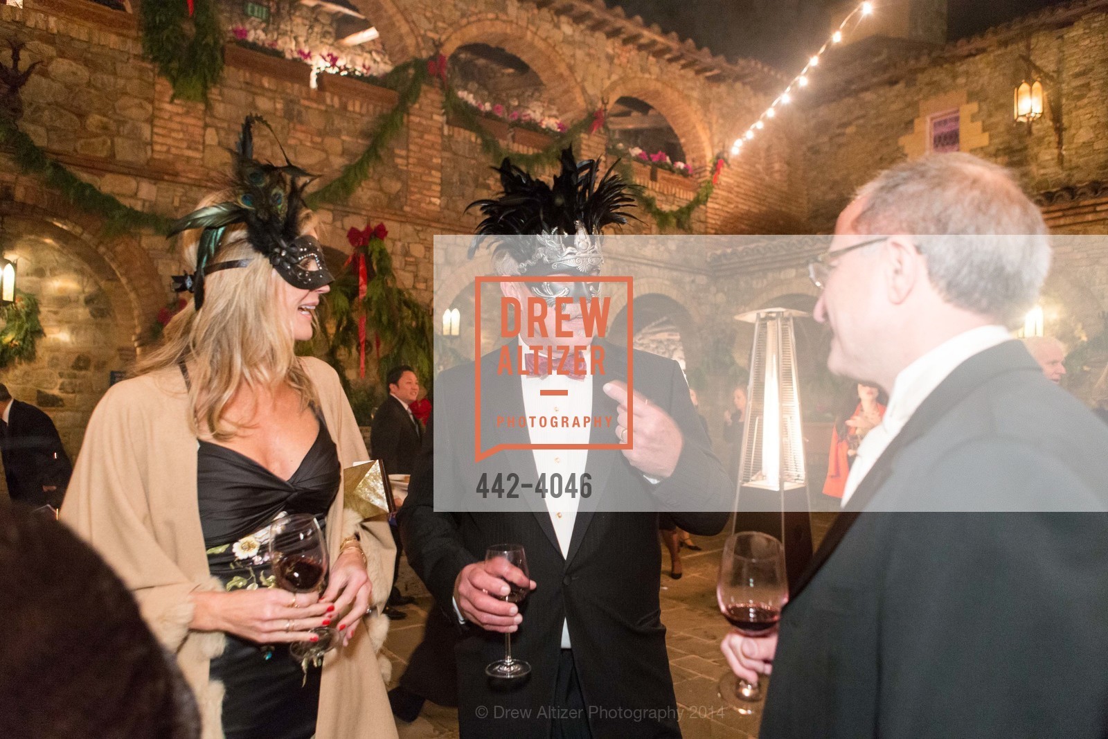 Seanne Contursi, Martin Lydster, Stephen Contursi, Fundraiser Gala for VIETNAMESE MUSEUM, US, December 14th, 2014, Photo #442-4046 Seanne Contursi, Martin Lydster, Stephen Contursi, Photo #442-4046