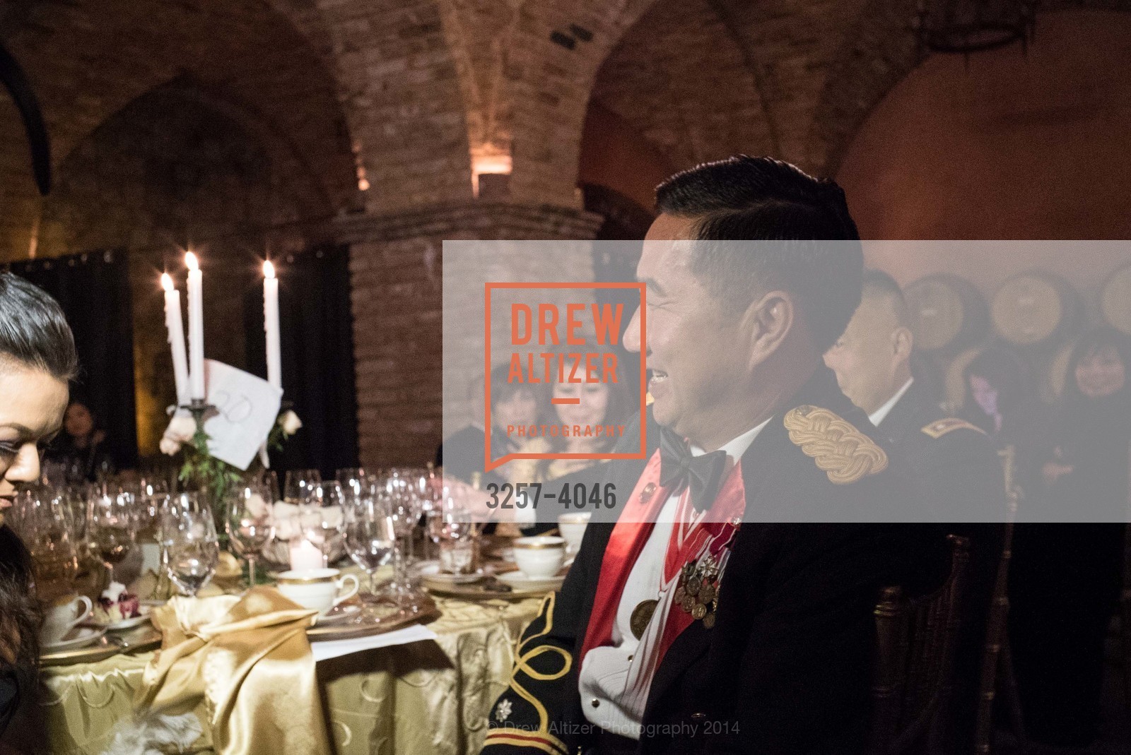 Ross Nguyen, Fundraiser Gala for VIETNAMESE MUSEUM, US, December 14th, 2014, Photo #3257-4046 Ross Nguyen, Photo #3257-4046