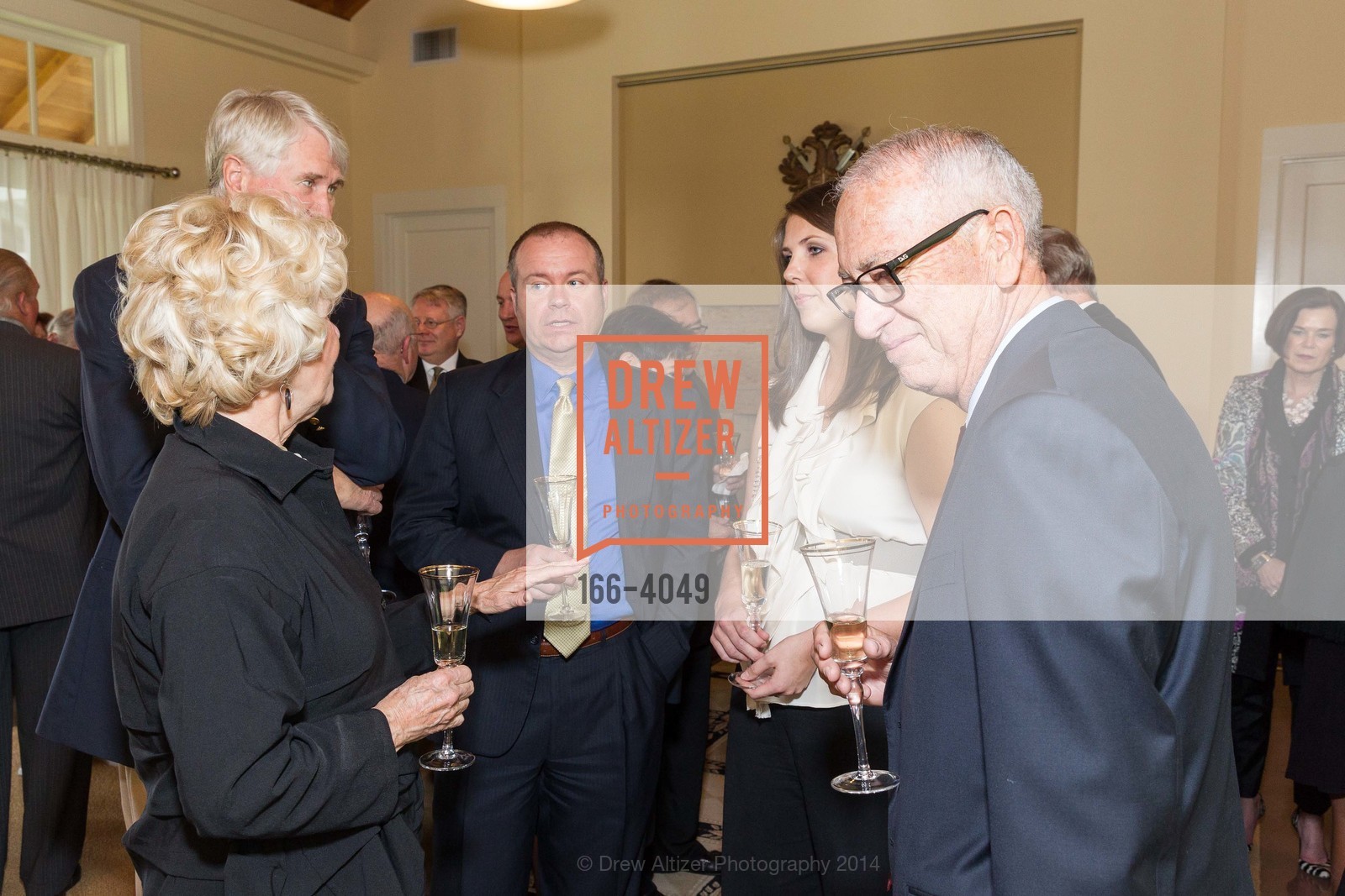 Nancy Roe, Bill Roe, Shaun Keister, Meghan Murray, Gerry Parker, Ground Breaking of the SHREM MUSEUM at the Robert and Margrit Mondavit Center for Performing Arts and UC Davis, US, March 1st, 2014, Photo #166-4049 Nancy Roe, Bill Roe, Shaun Keister, Meghan Murray, Gerry Parker, Photo #166-4049