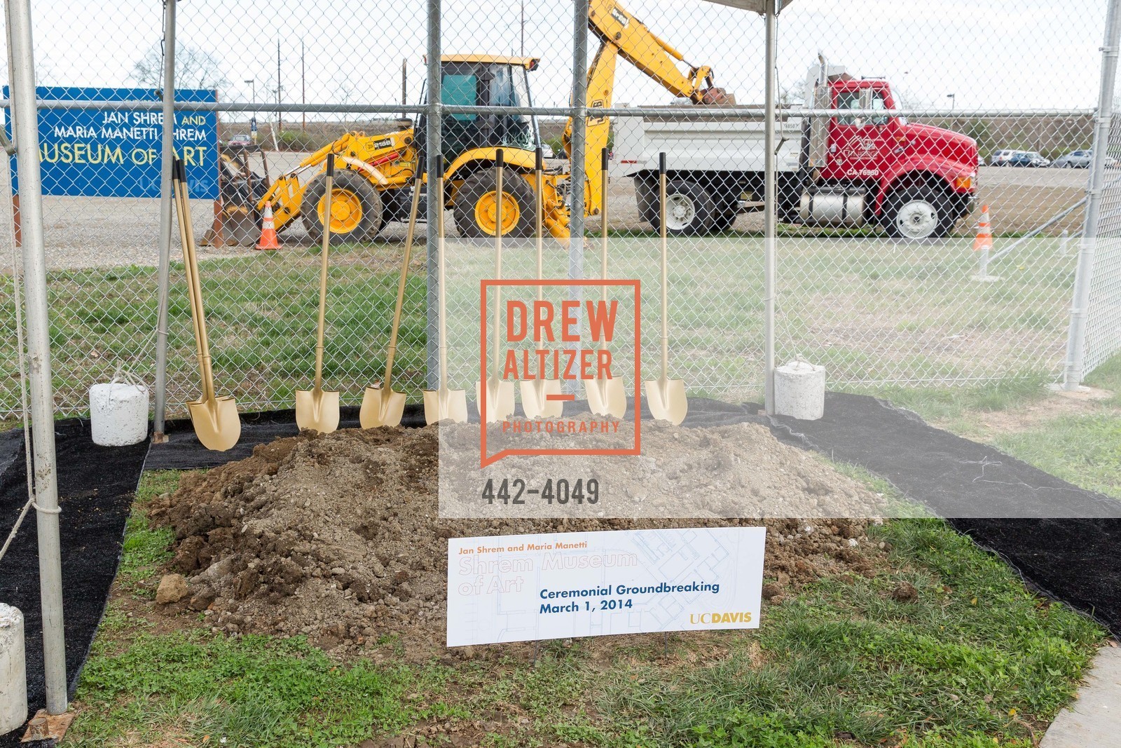 Atmosphere, Ground Breaking of the SHREM MUSEUM at the Robert and Margrit Mondavit Center for Performing Arts and UC Davis, US, March 1st, 2014, Photo #442-4049 Atmosphere, Photo #442-4049
