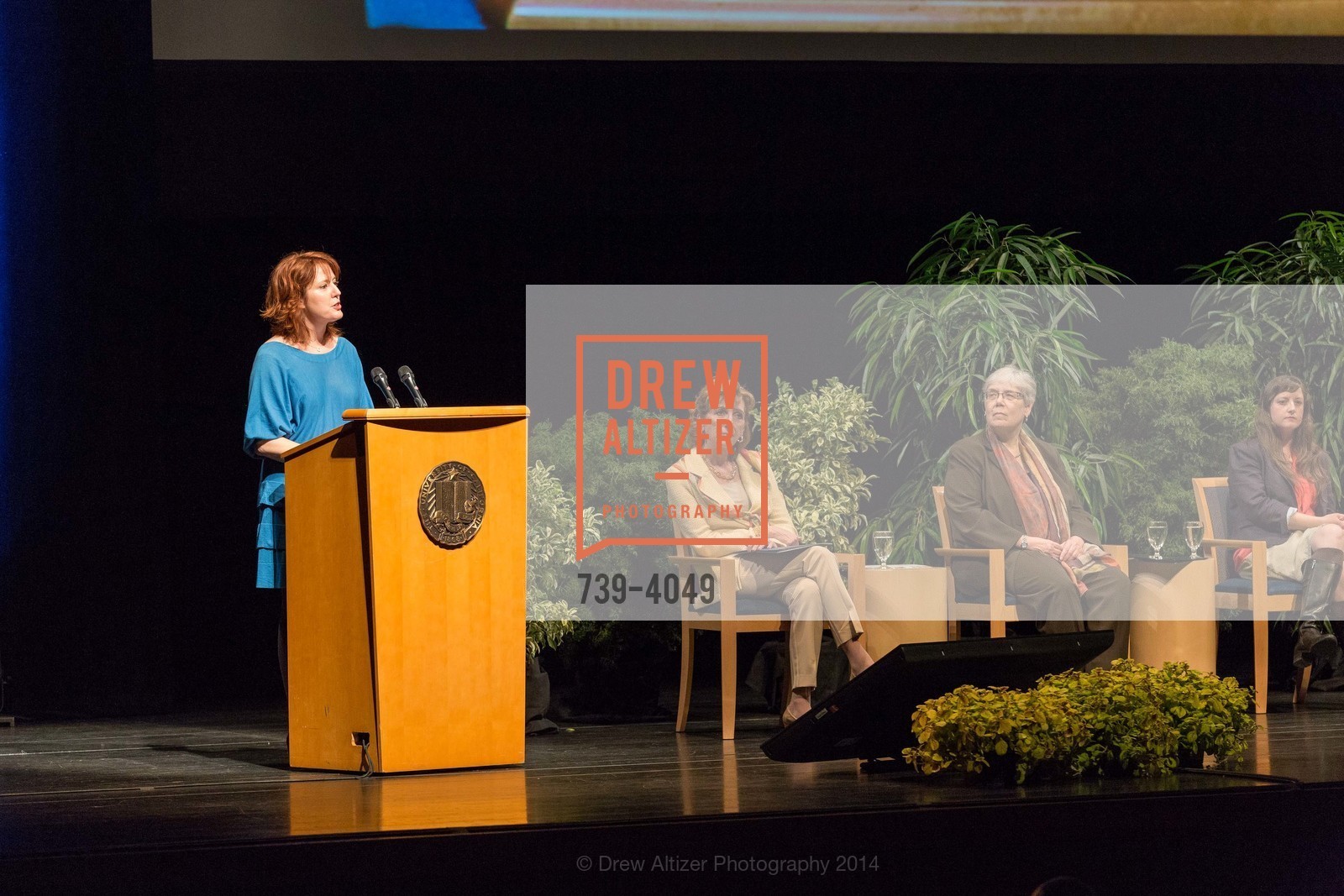 Rachel Teagle, Chancellor Linda Katehi, Jessie Ann Owens, Ground Breaking of the SHREM MUSEUM at the Robert and Margrit Mondavit Center for Performing Arts and UC Davis, US, March 1st, 2014, Photo #739-4049 Rachel Teagle, Chancellor Linda Katehi, Jessie Ann Owens, Photo #739-4049
