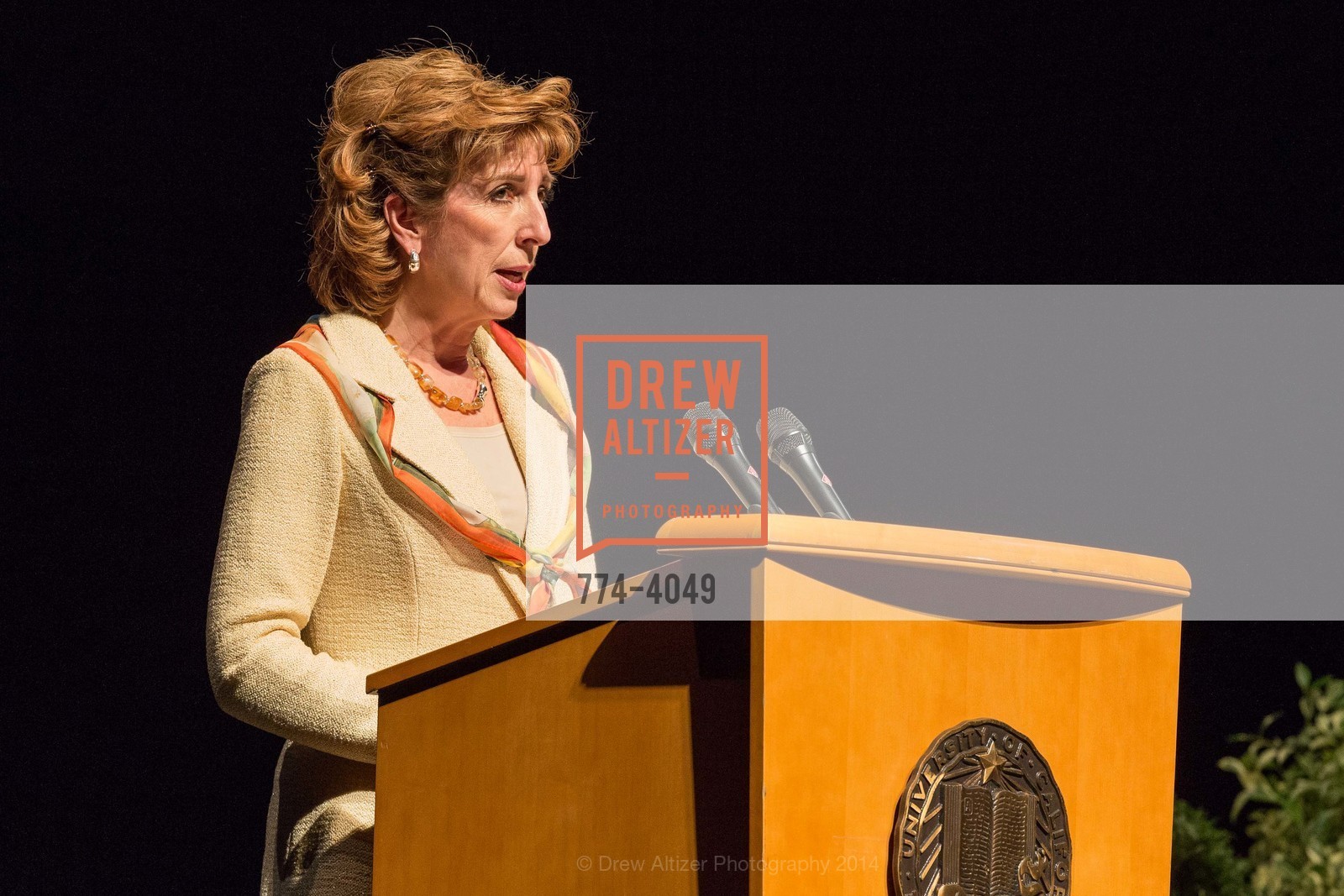 Chancellor Linda Katehi, Ground Breaking of the SHREM MUSEUM at the Robert and Margrit Mondavit Center for Performing Arts and UC Davis, US, March 1st, 2014, Photo #774-4049 Chancellor Linda Katehi, Photo #774-4049