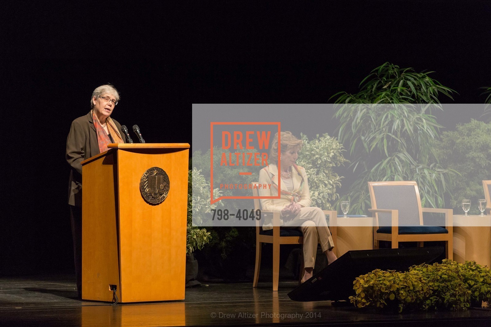 Jessie Ann Owens, Ground Breaking of the SHREM MUSEUM at the Robert and Margrit Mondavit Center for Performing Arts and UC Davis, US, March 1st, 2014, Photo #798-4049 Jessie Ann Owens, Photo #798-4049