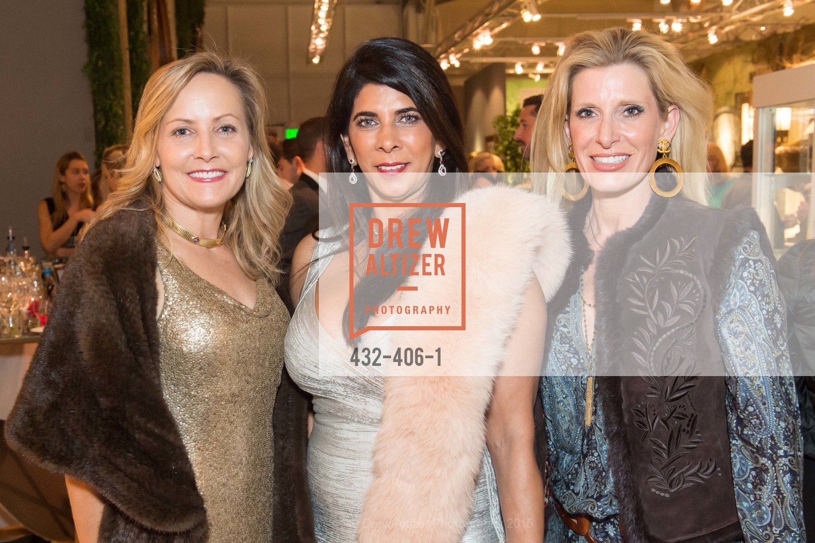 Denise Ivory, Sujata Pherwani, Kimberly Bakker, The San Francisco Fall Antiques Show, Festival Pavilion, Fort Mason. Festival Pavilion, Fort Mason, October 21st, 2015, Photo #432-406-1 Denise Ivory, Sujata Pherwani, Kimberly Bakker, Photo #432-406-1