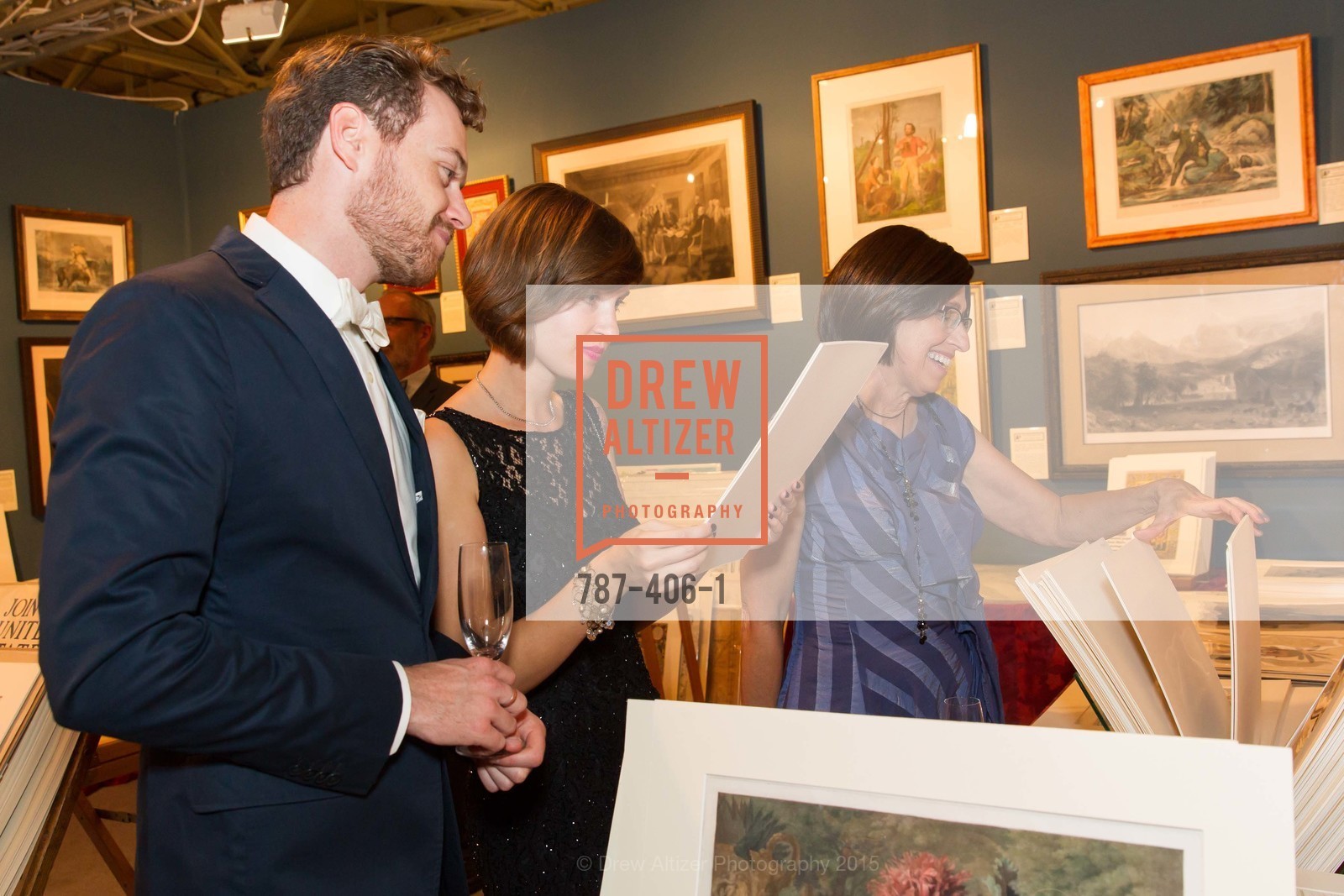 Kyle Shoenberger, Sara Durham, Marci Bergman, The San Francisco Fall Antiques Show, Festival Pavilion, Fort Mason. Festival Pavilion, Fort Mason, October 21st, 2015, Photo #787-406-1 Kyle Shoenberger, Sara Durham, Marci Bergman, Photo #787-406-1