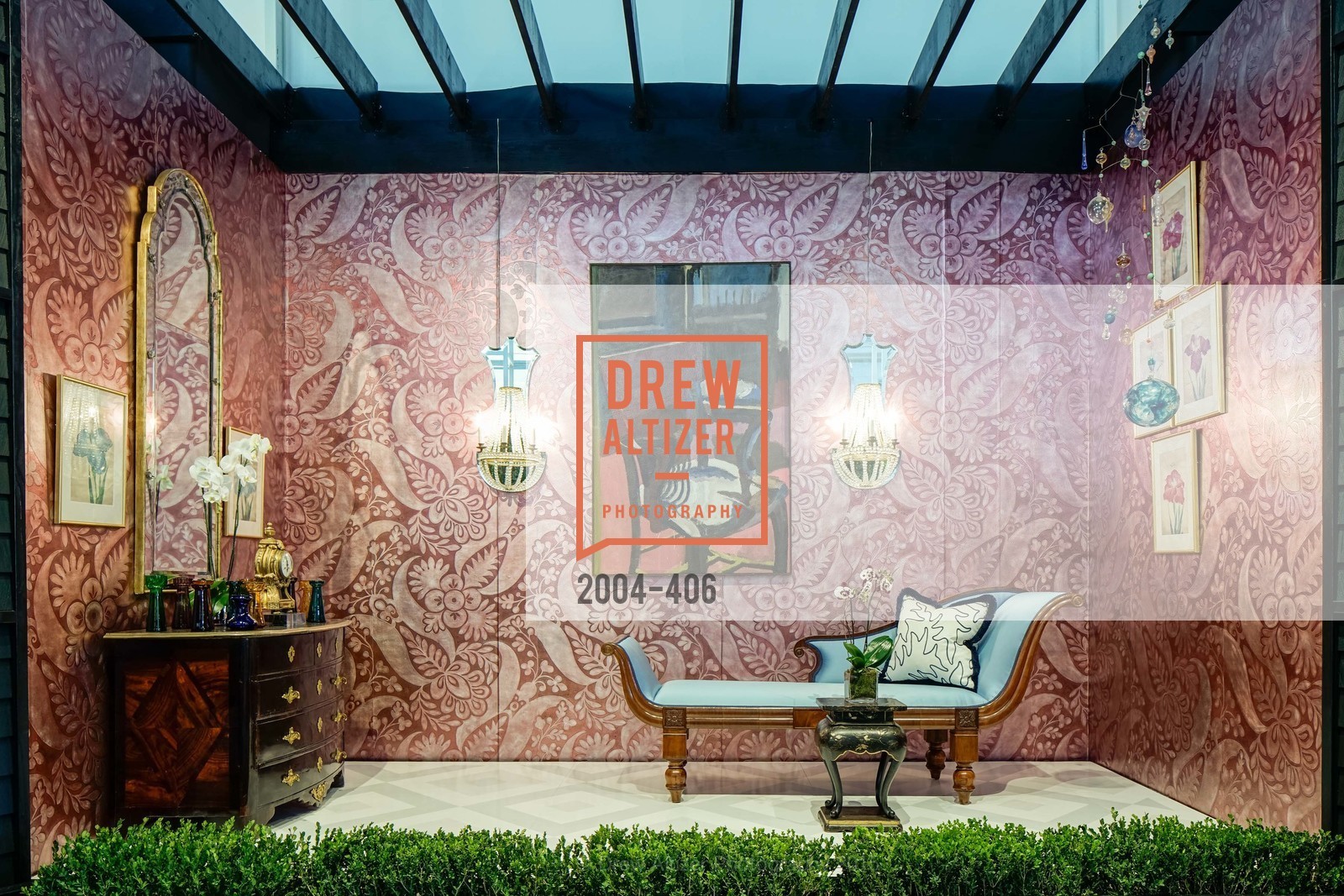 Atmosphere, The San Francisco Fall Antiques Show, Festival Pavilion, Fort Mason, October 21st, 2015