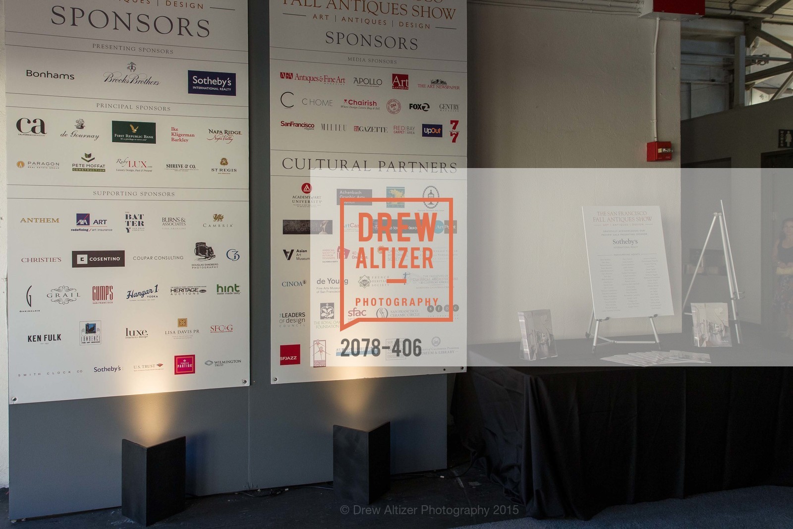 Atmosphere, The San Francisco Fall Antiques Show, Festival Pavilion, Fort Mason, October 21st, 2015,Drew Altizer, Drew Altizer Photography, full-service agency, private events, San Francisco photographer, photographer california