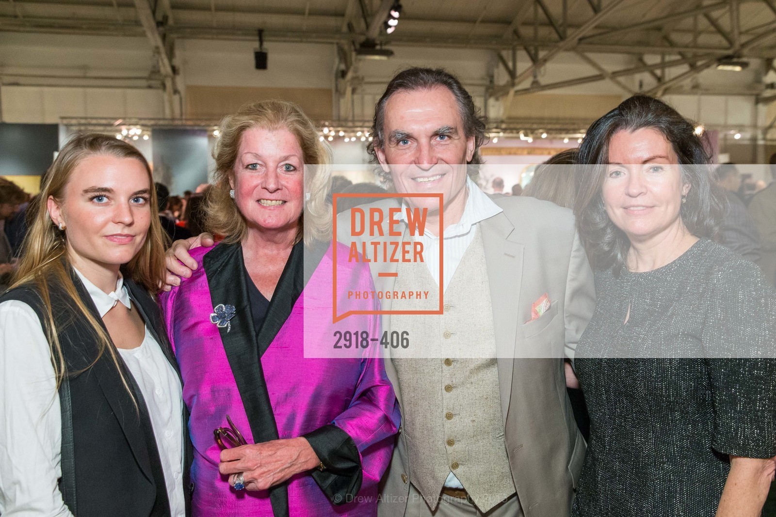 Julia Birka-White, Laura King Pfaff, David Birka-White, Elizabeth Birka-White, The San Francisco Fall Antiques Show, Festival Pavilion, Fort Mason. Festival Pavilion, Fort Mason, October 21st, 2015, Photo #2918-406 Julia Birka-White, Laura King Pfaff, David Birka-White, Elizabeth Birka-White, Photo #2918-406