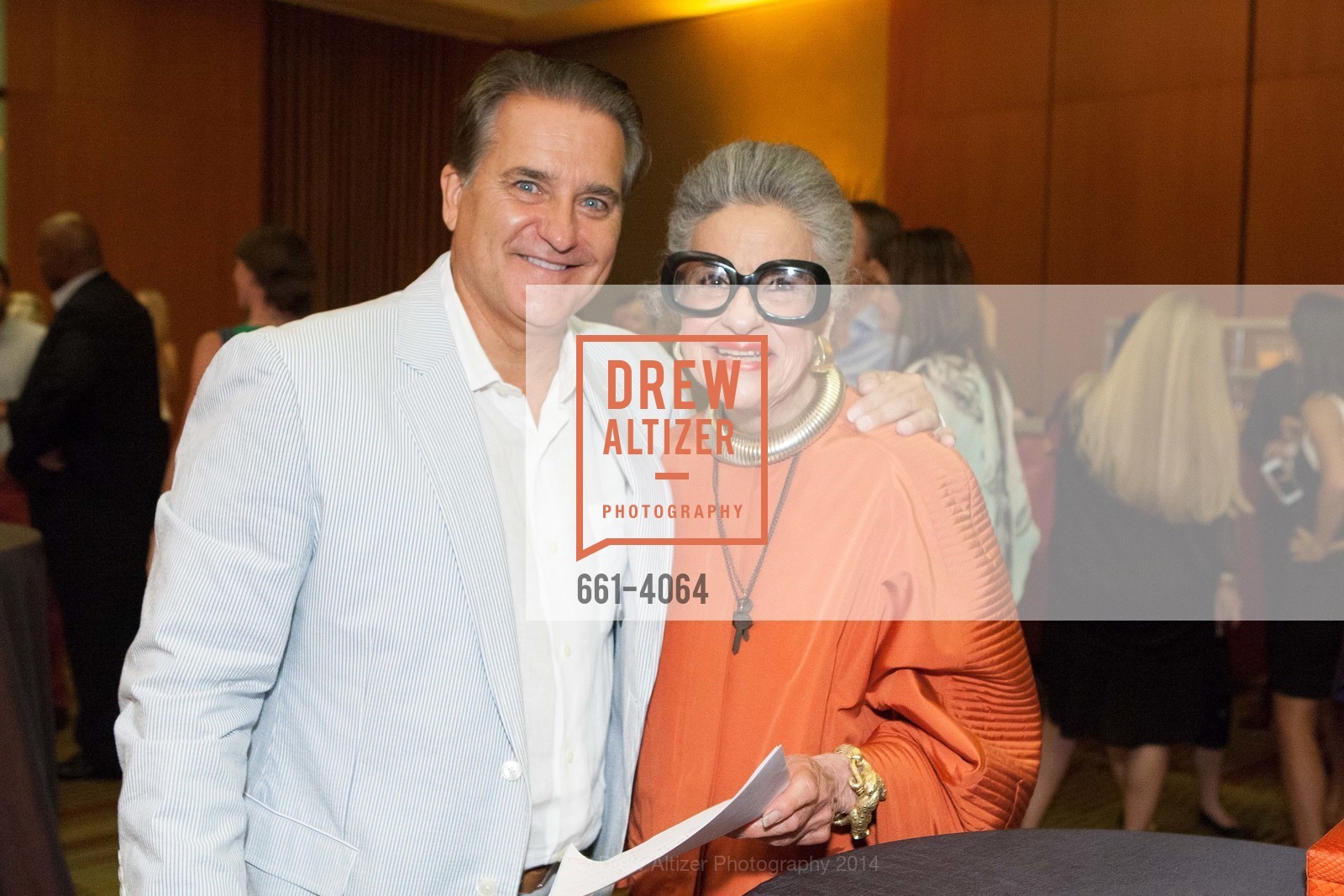 Steve Mariucci, Joy Venturini Bianchi, Keys OLD, US, August 21st, 2014, Photo #661-4064 Steve Mariucci, Joy Venturini Bianchi, Photo #661-4064