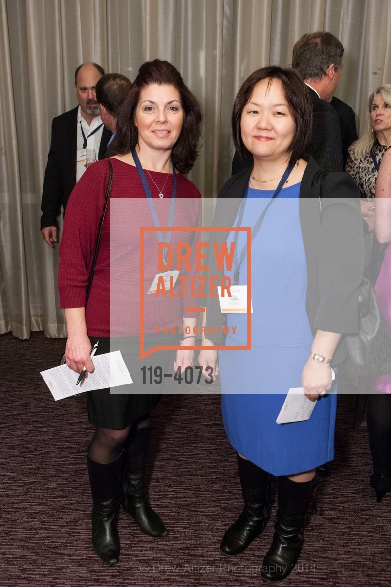 Michele McCourt, Sue Lee, CURE MAGAZINE'S MPN Heroes Awards, US, December 7th, 2014, Photo #119-4073 Michele McCourt, Sue Lee, Photo #119-4073