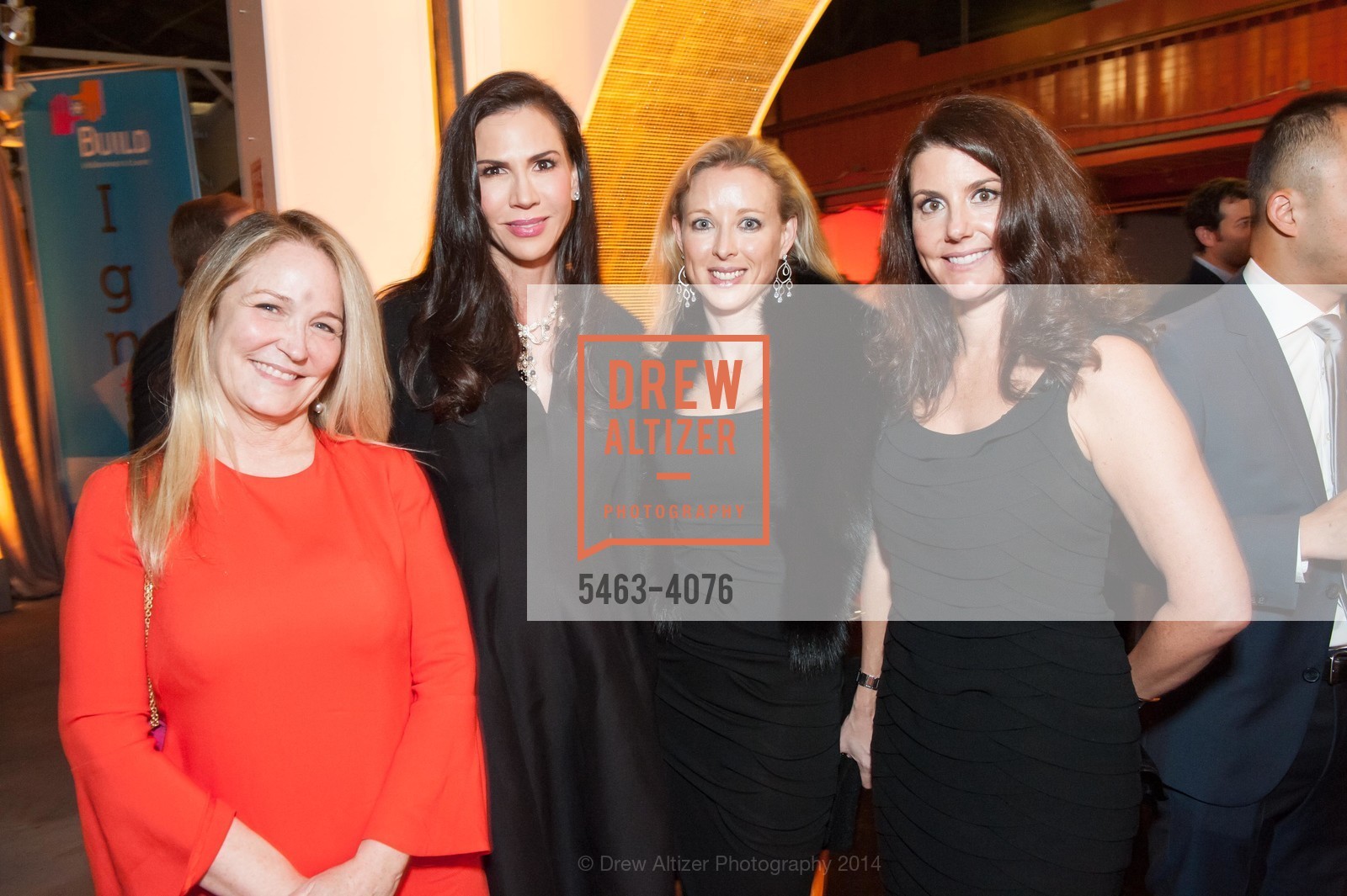 Leslie Johnson Evers, Nicole Curran, Melissa Taunton, Carissa Ashman, The BUILD Gala 2014 Honoring Ben Silbermann with the Pitch Prize for Enterpreneurship, US, March 1st, 2014, Photo #5463-4076 Leslie Johnson Evers, Nicole Curran, Melissa Taunton, Carissa Ashman, Photo #5463-4076