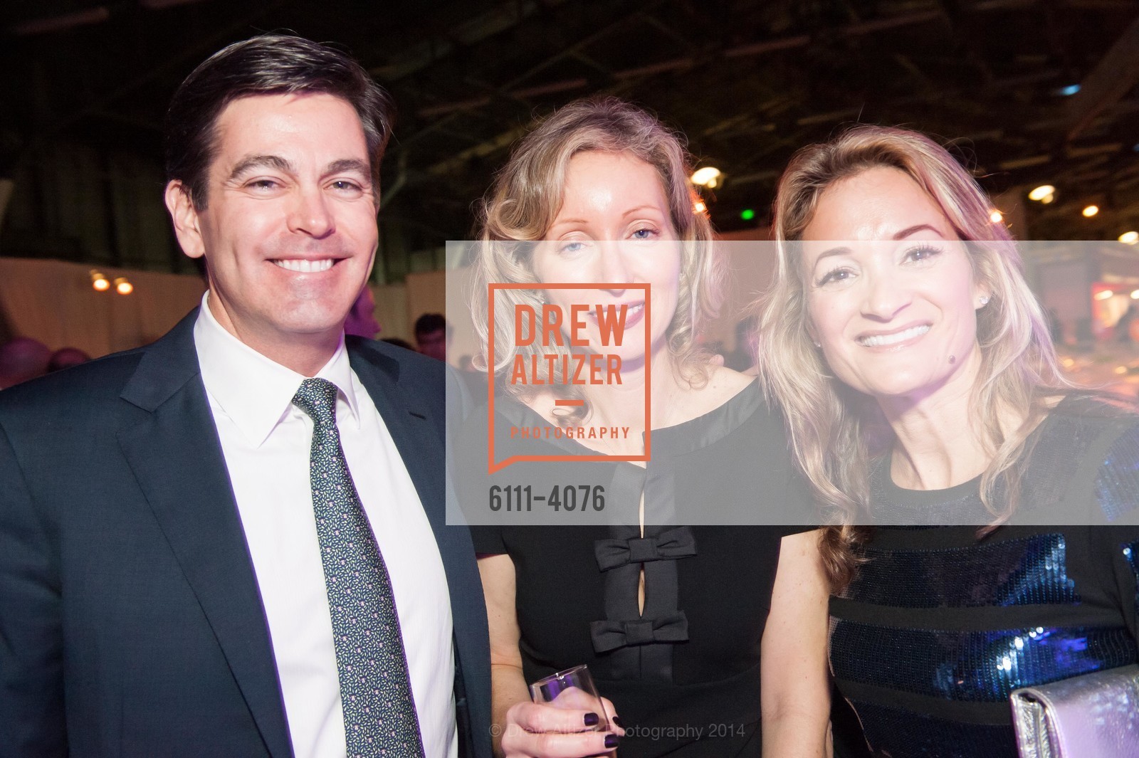 Anthony Mccusker, Cindy Gallaghan, Carolyn Mccusker, The BUILD Gala 2014 Honoring Ben Silbermann with the Pitch Prize for Enterpreneurship, US, March 1st, 2014, Photo #6111-4076 Anthony Mccusker, Cindy Gallaghan, Carolyn Mccusker, Photo #6111-4076