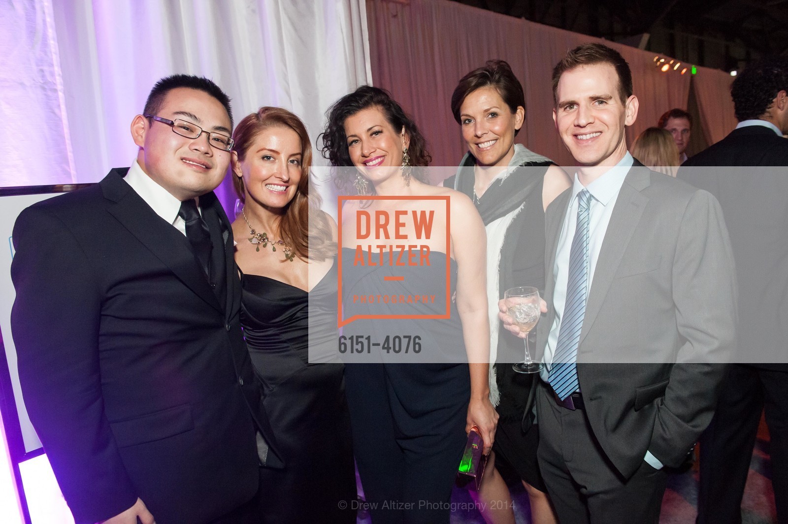 Tom Tang, Tricia Abler, Susan Flores, Roslyn McLean, Chuck Salter, The BUILD Gala 2014 Honoring Ben Silbermann with the Pitch Prize for Enterpreneurship, US, March 1st, 2014, Photo #6151-4076 Tom Tang, Tricia Abler, Susan Flores, Roslyn McLean, Chuck Salter, Photo #6151-4076