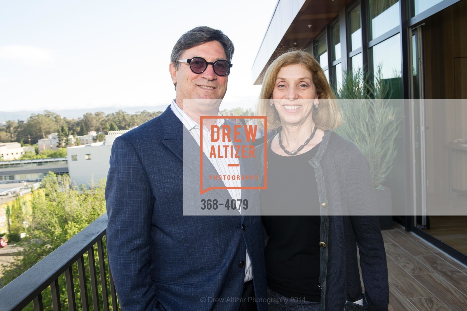 Bob Steinberg, Alice Erber, The EPIPHANY HOTEL Launch Party, US, May 20th, 2014, Photo #368-4079 Bob Steinberg, Alice Erber, Photo #368-4079