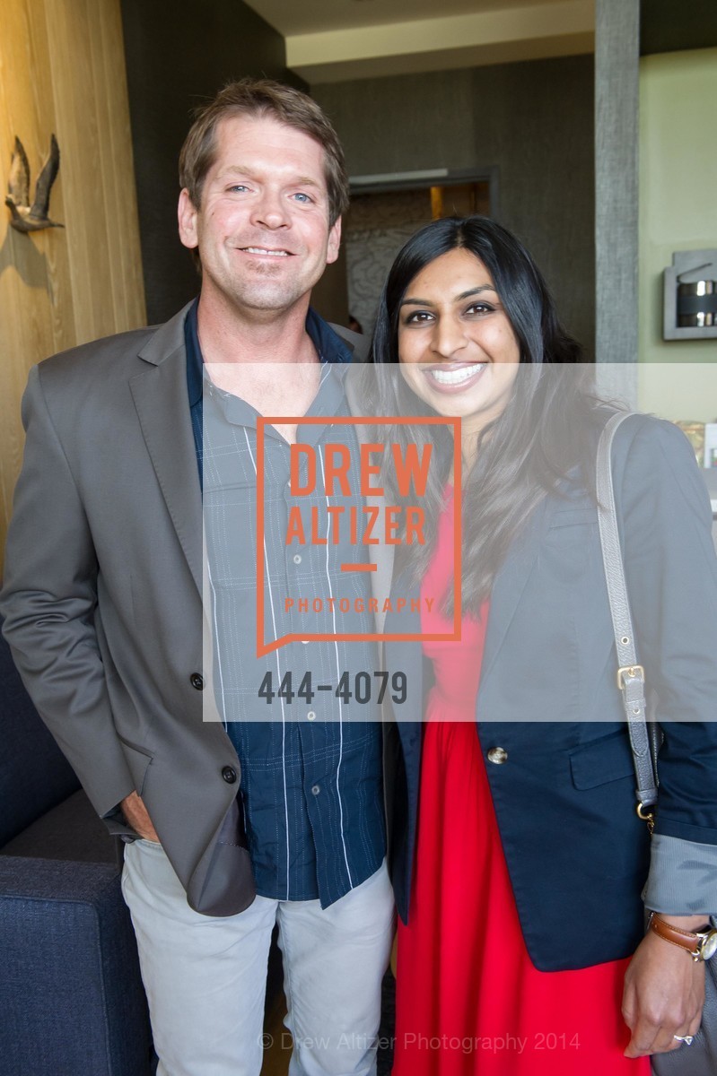 Mike St Jovite, Melissa Patel, Photo #444-4079