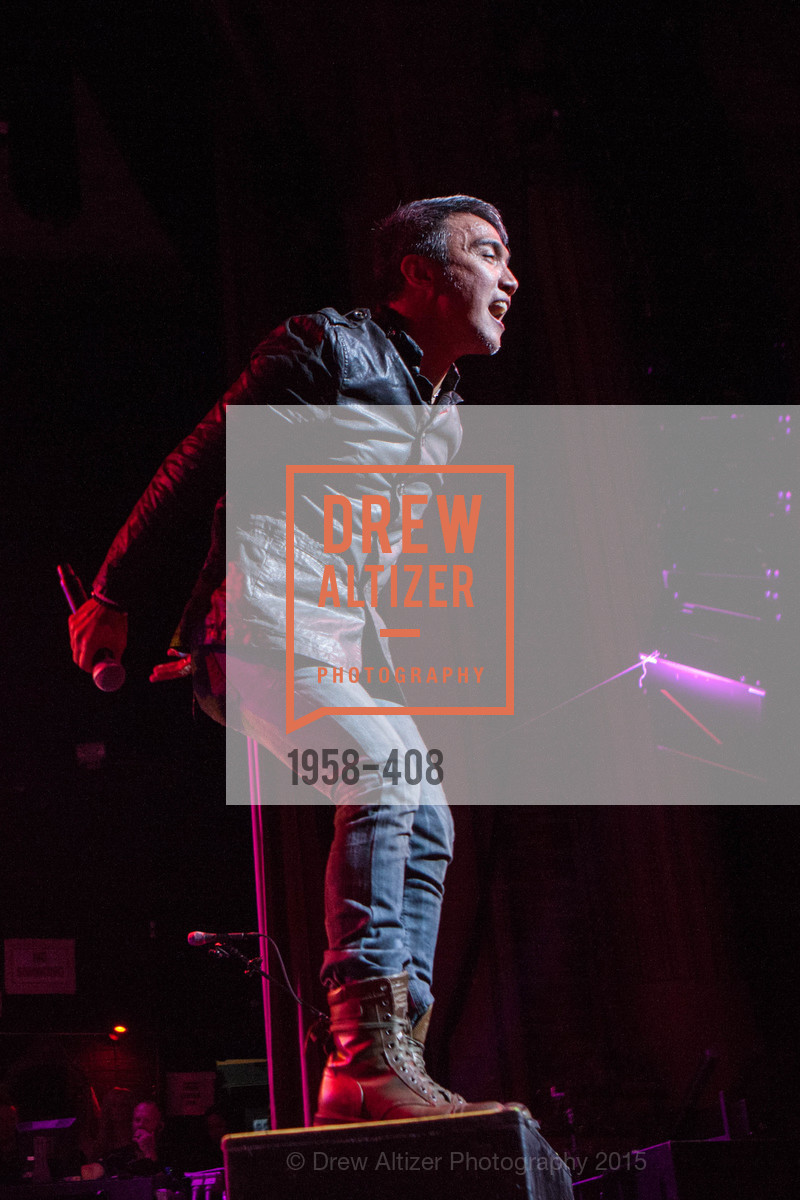 Performance By Journey, REDF's 2015 BENEFIT featuring JOURNEY, The Warfield Theatre. Warfield, October 22nd, 2015, Photo #1958-408 Performance By Journey, Photo #1958-408