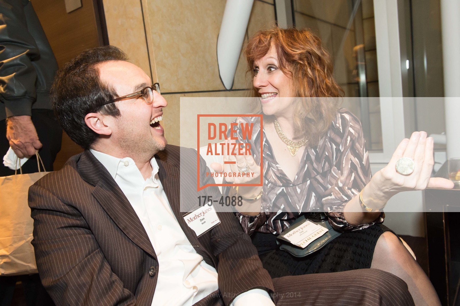 Dan Roth, Lizz Winstead, Mother Jones Annual Dinner, US, October 31st, 2014, Photo #175-4088 Dan Roth, Lizz Winstead, Photo #175-4088